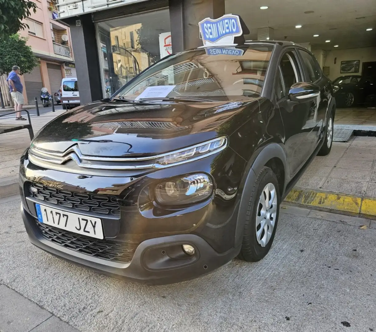 Citroen C3 1.2 PureTech S&S Business 83 Noir - 1