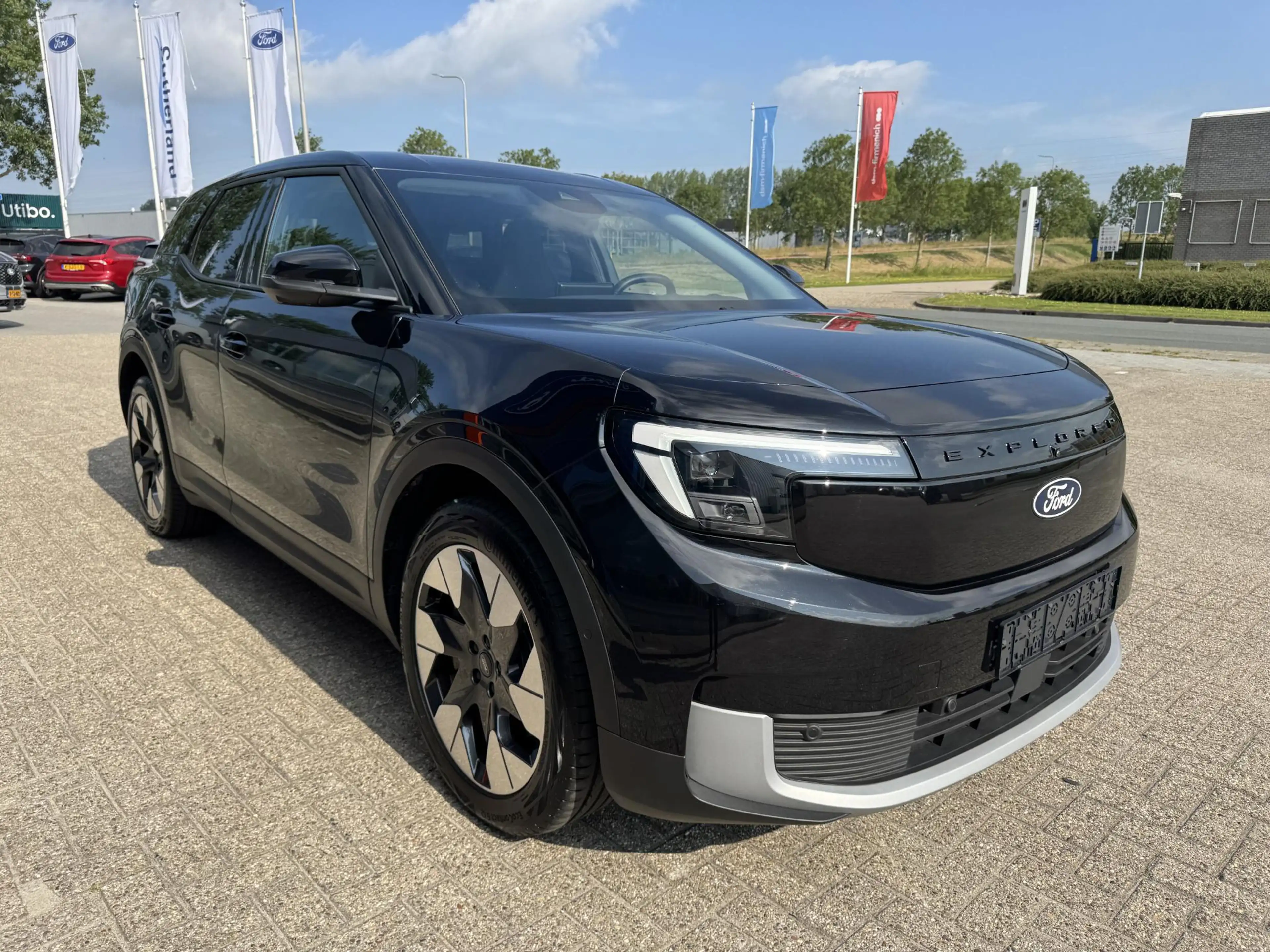 Ford Explorer Premium Extended Range AWD 79 kWh 11.000 KM | SOH — photo 7