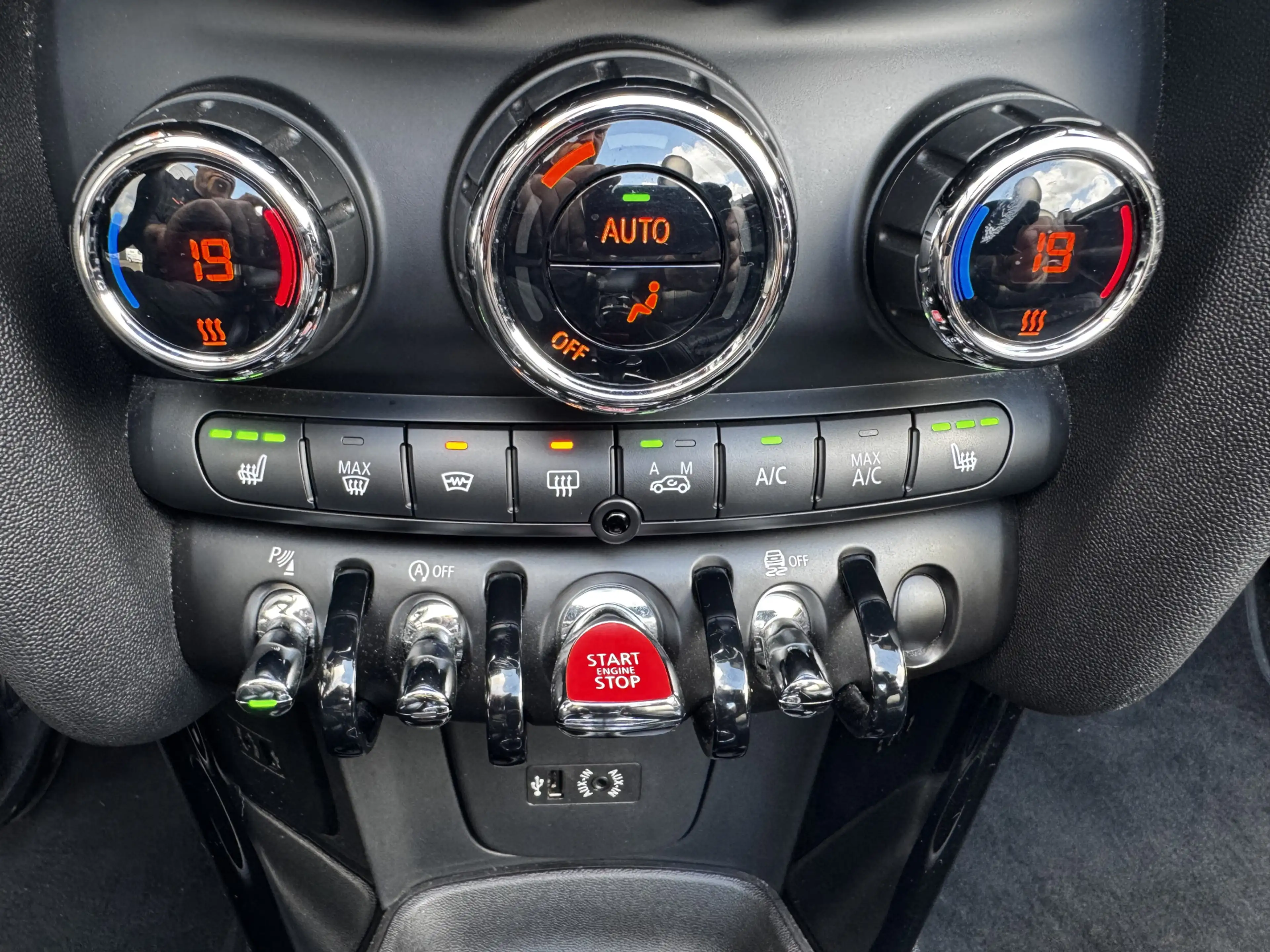 MINI John Cooper Works Cabrio 2.0 Chili — photo 20