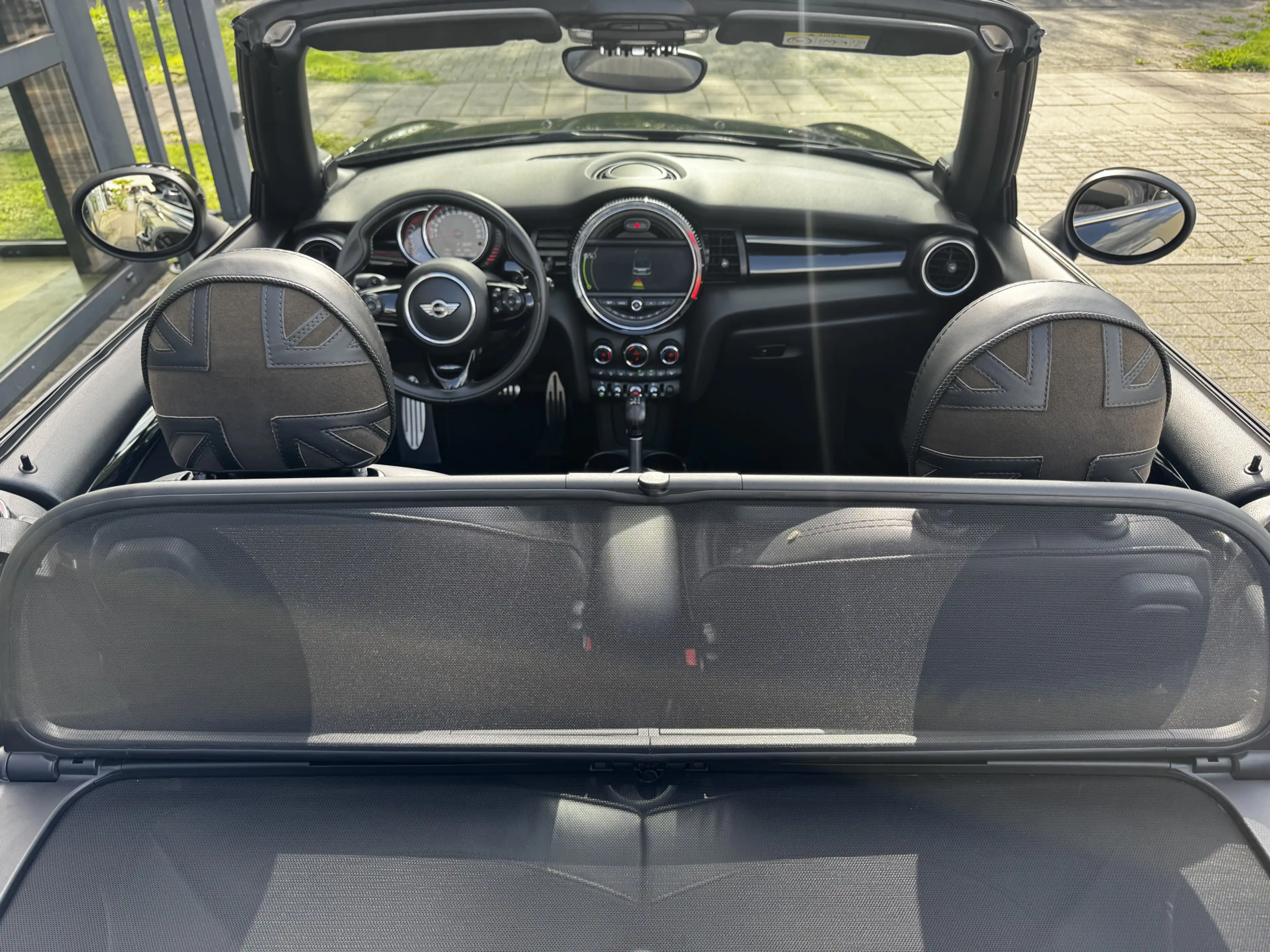 MINI John Cooper Works Cabrio 2.0 Chili — photo 14