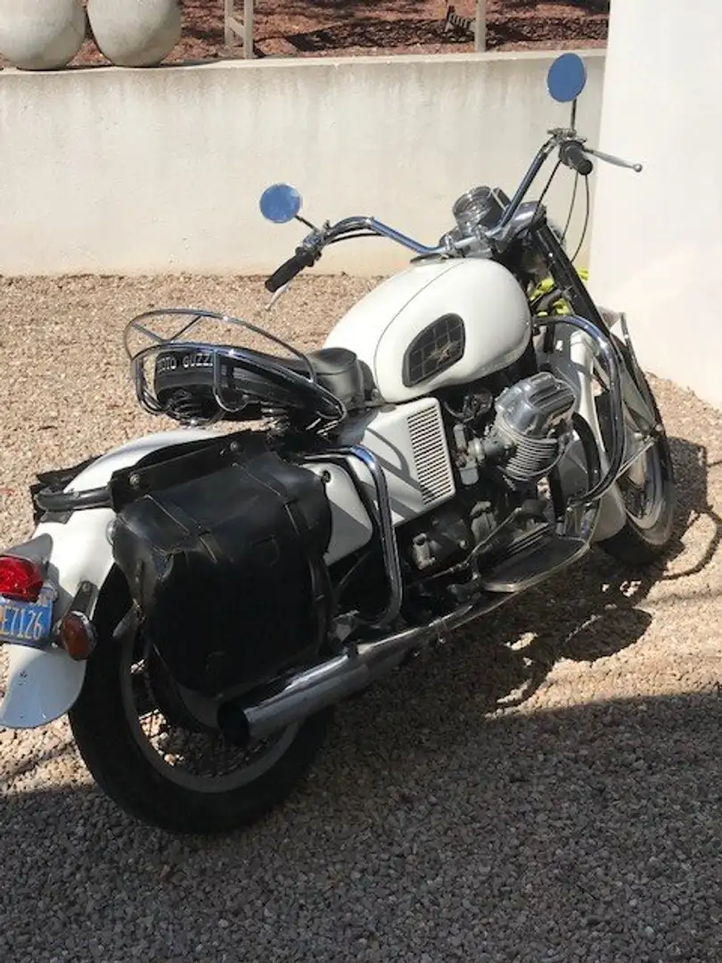 Moto Guzzi V 75 Ambassador Bílá - 2