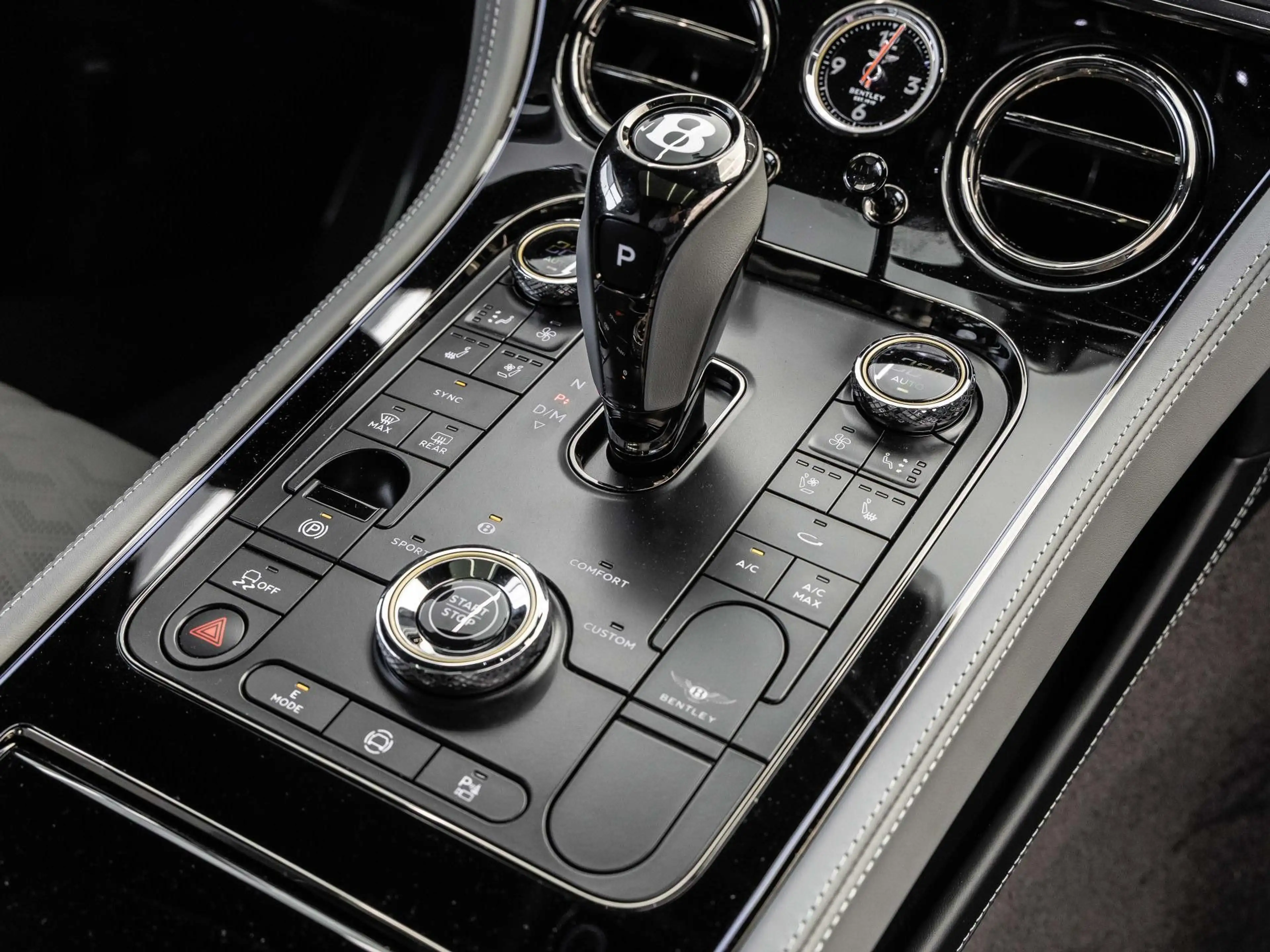 Bentley Continental GT Speed OMBRE PAINT / FIRST CAR IN EU — photo 17