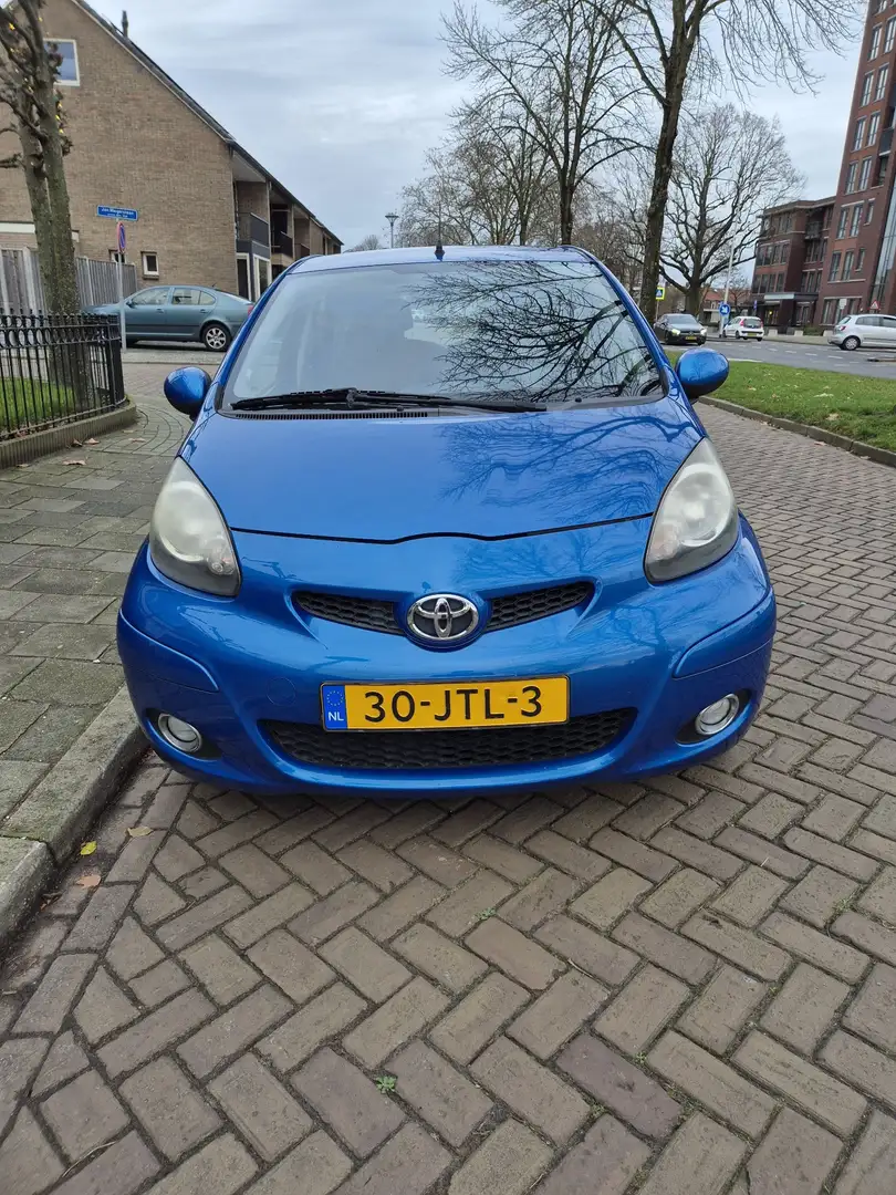 Toyota Aygo 1.0-12V Dynamic Blue AUTOMAAT Blauw - 1