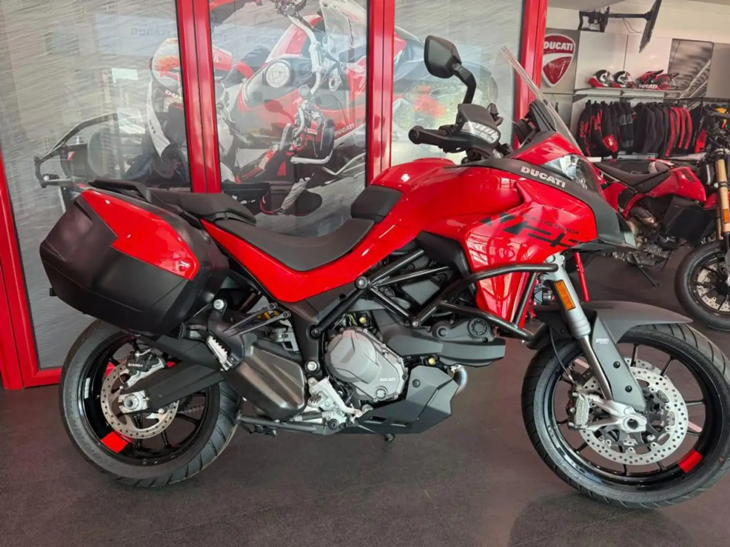 Ducati Multistrada 950 V2S RED 2024 Czerwony - 2