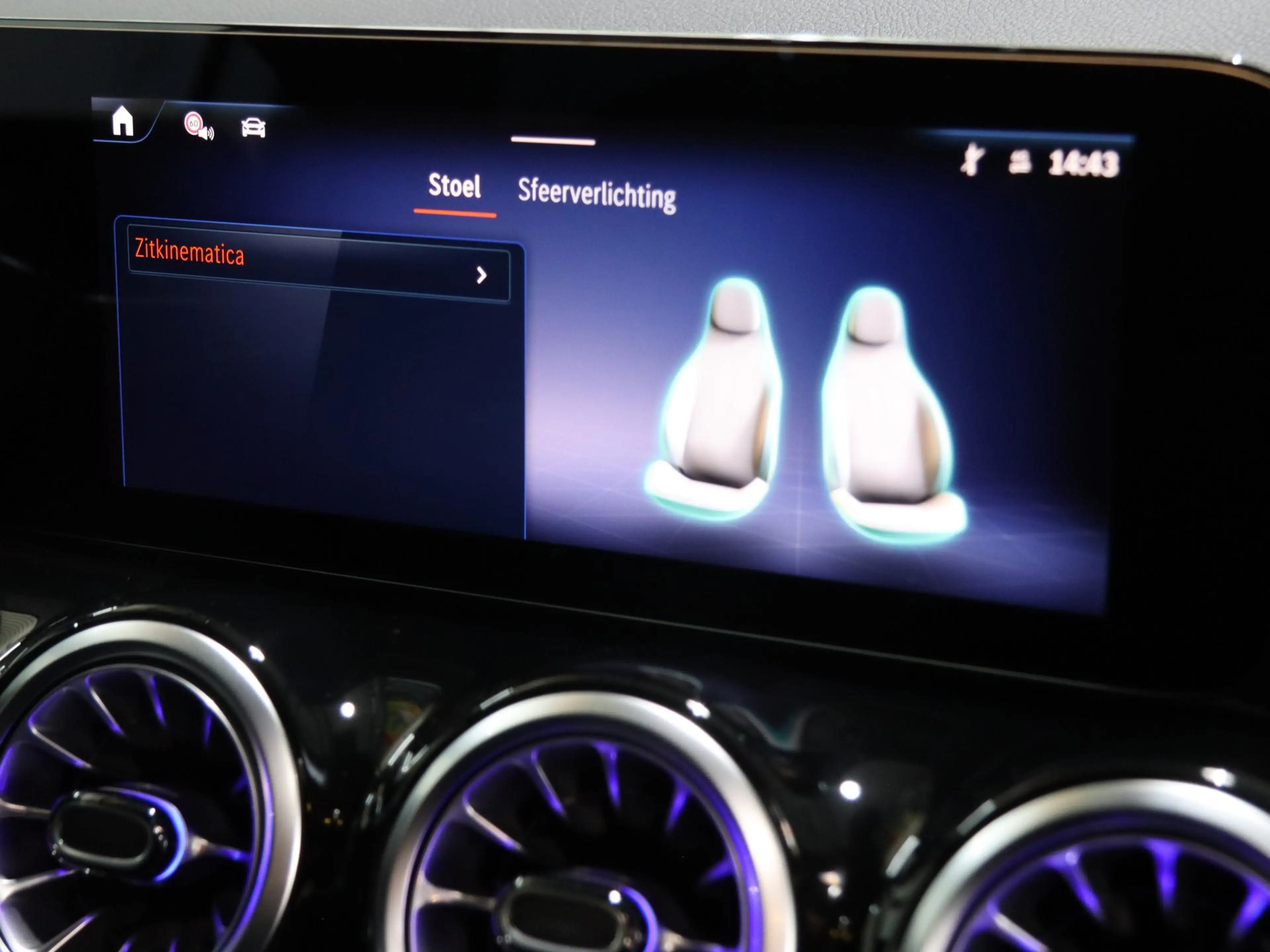 Mercedes-Benz EQA 250 250+ Business Solution Luxury 71 kWh | Panoramasch — photo 14