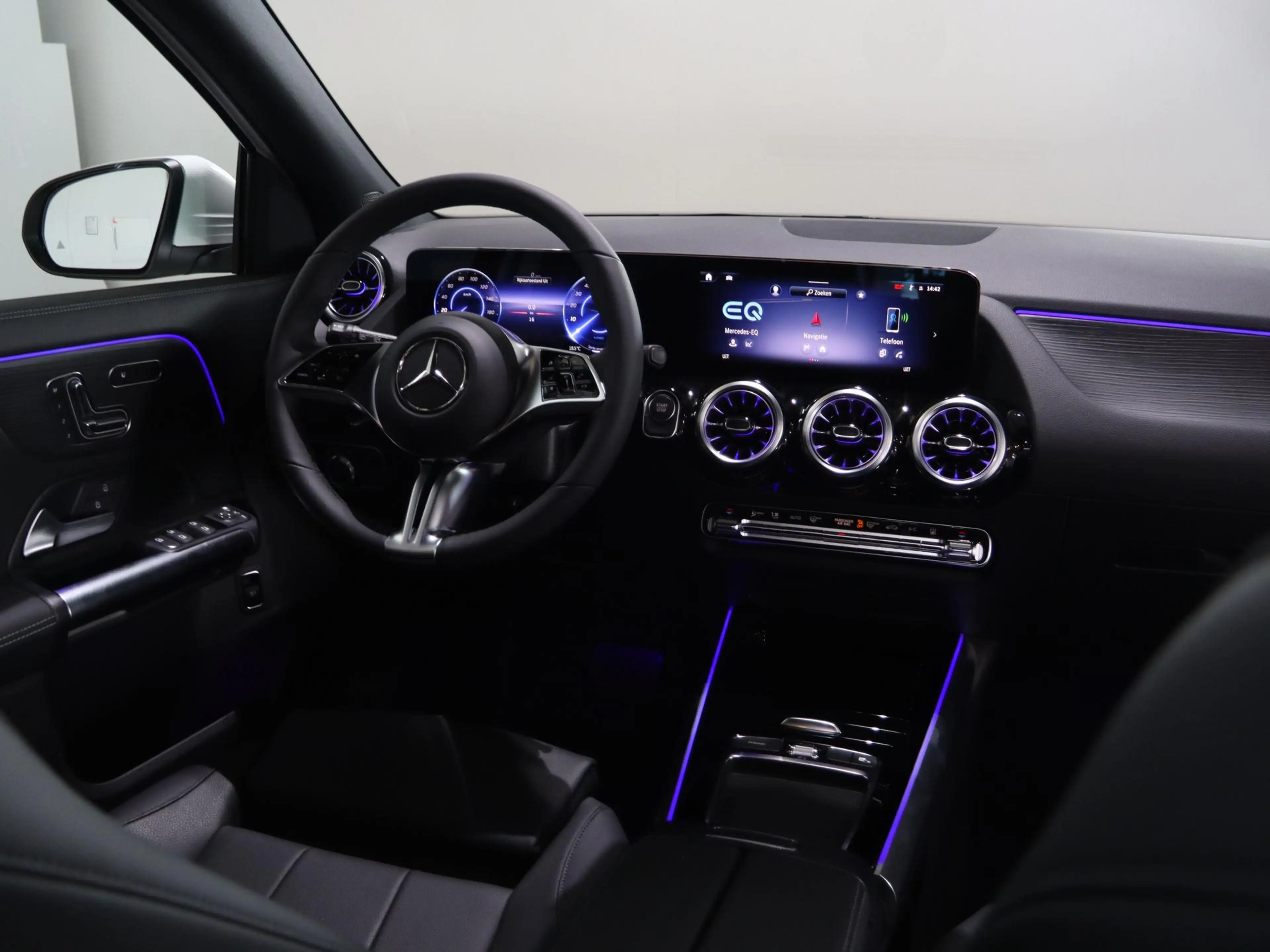 Mercedes-Benz EQA 250 250+ Business Solution Luxury 71 kWh | Panoramasch — photo 10