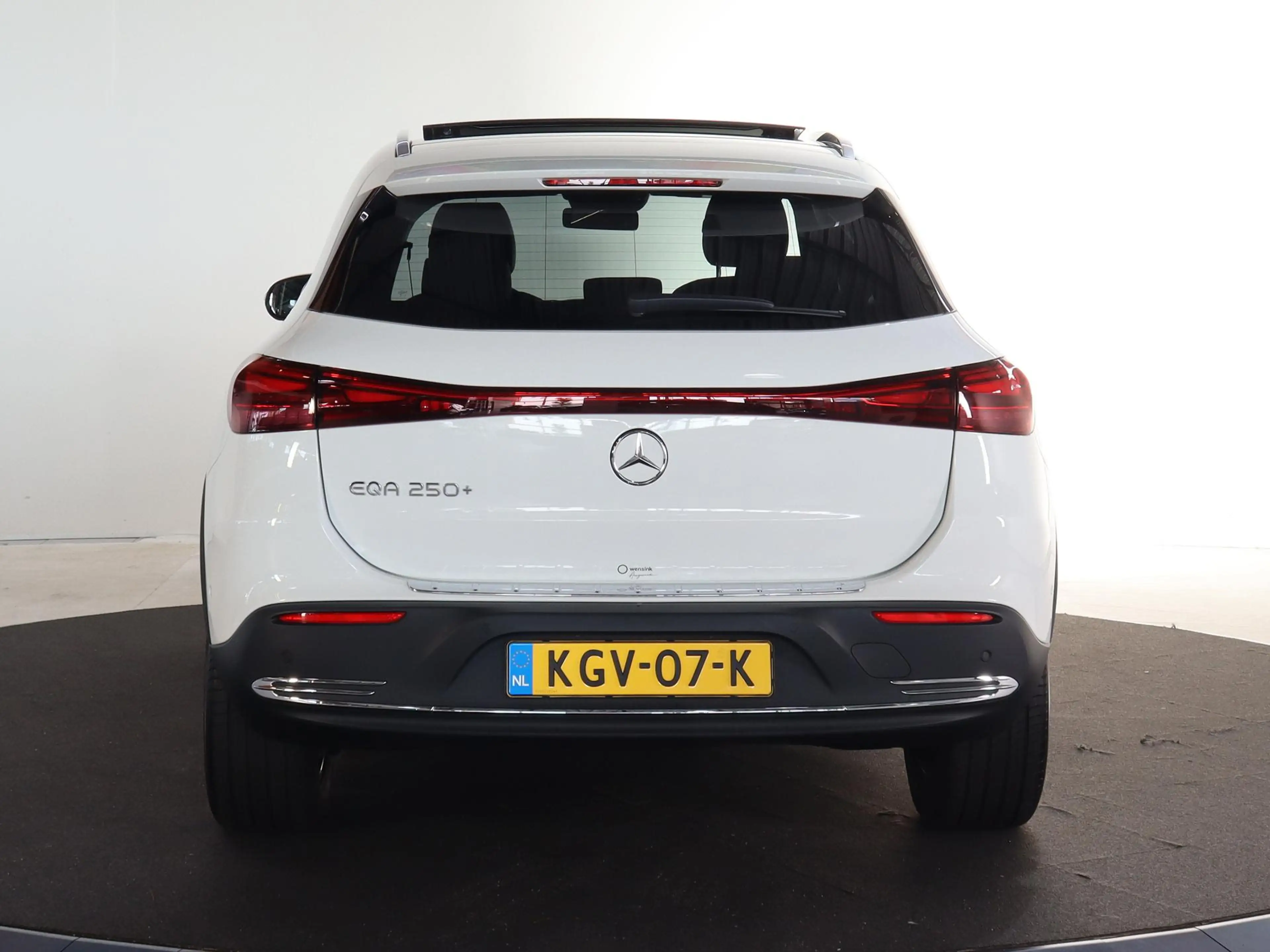 Mercedes-Benz EQA 250 250+ Business Solution Luxury 71 kWh | Panoramasch — photo 4