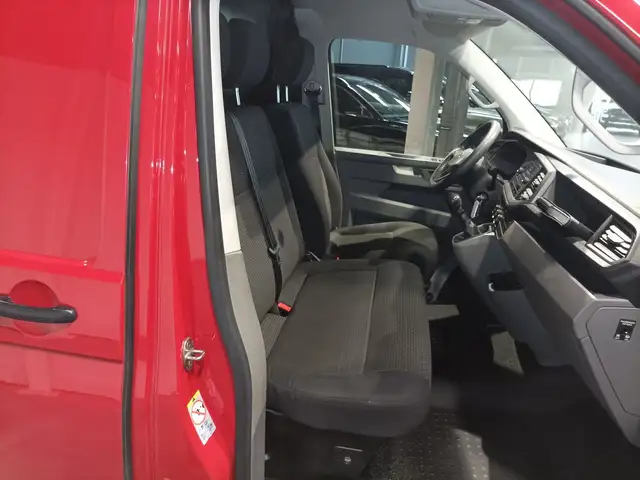 Volkswagen Transporter view 14