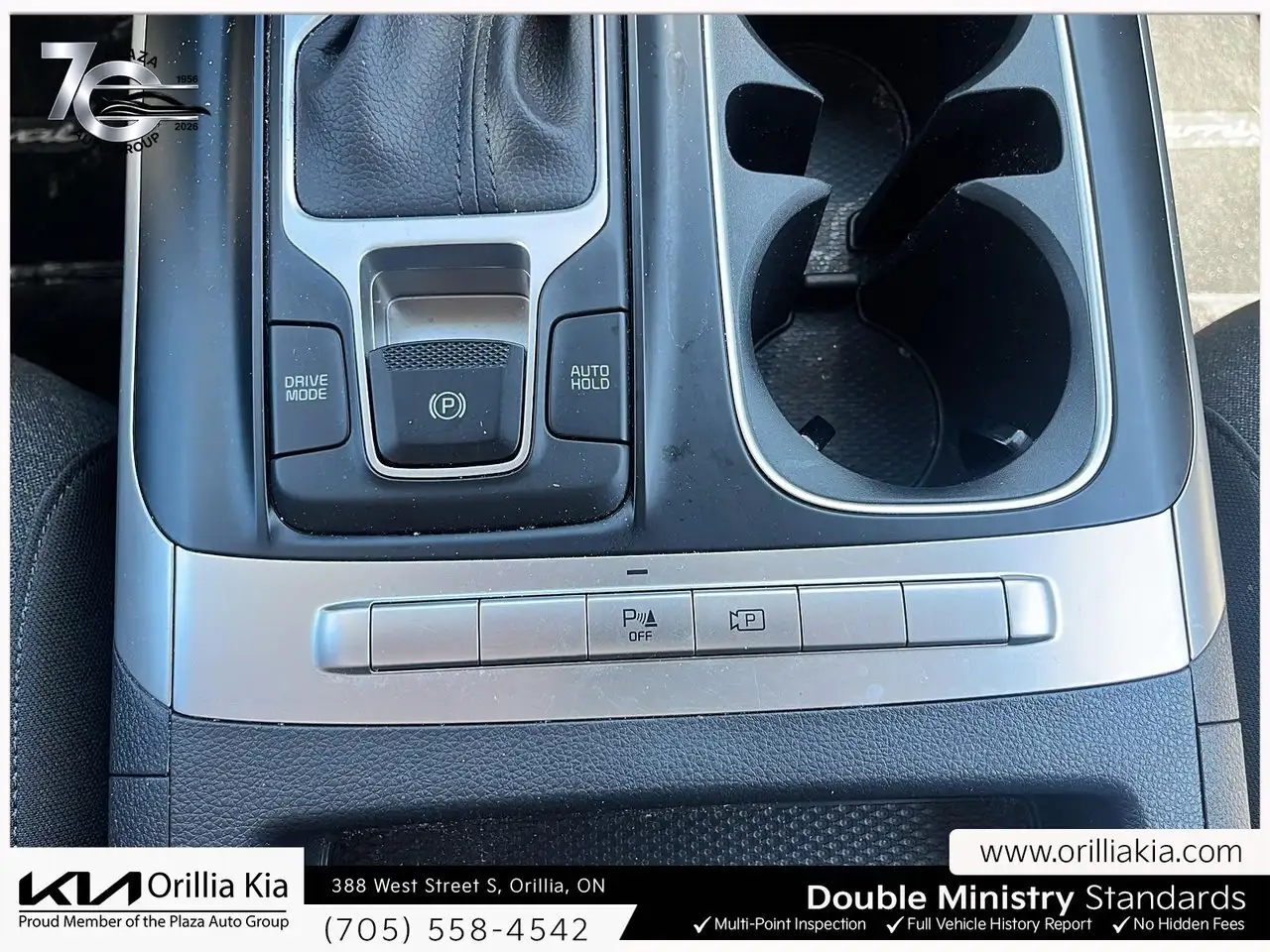 Kia Carnival photo Kia Carnival