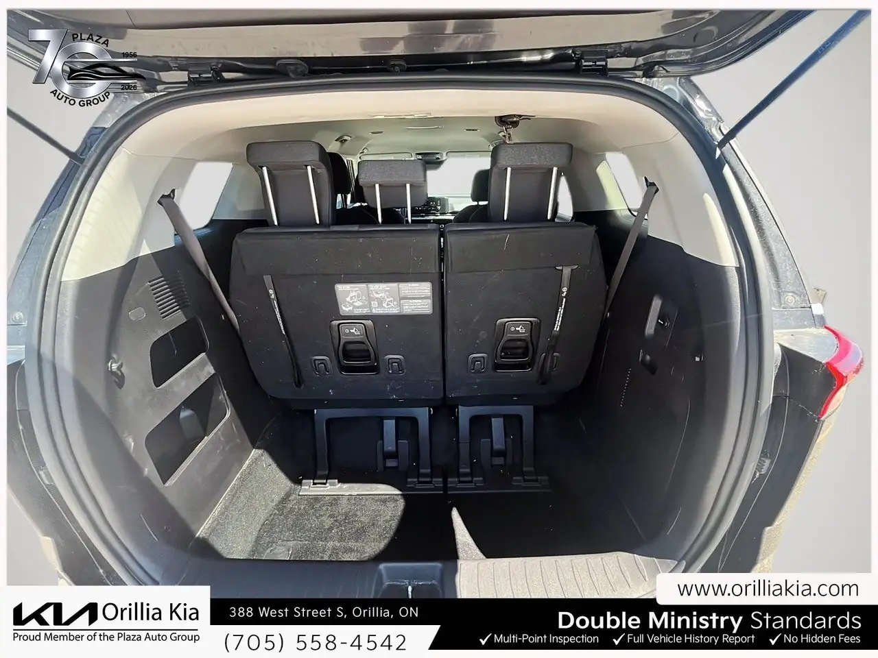 Kia Carnival photo Kia Carnival