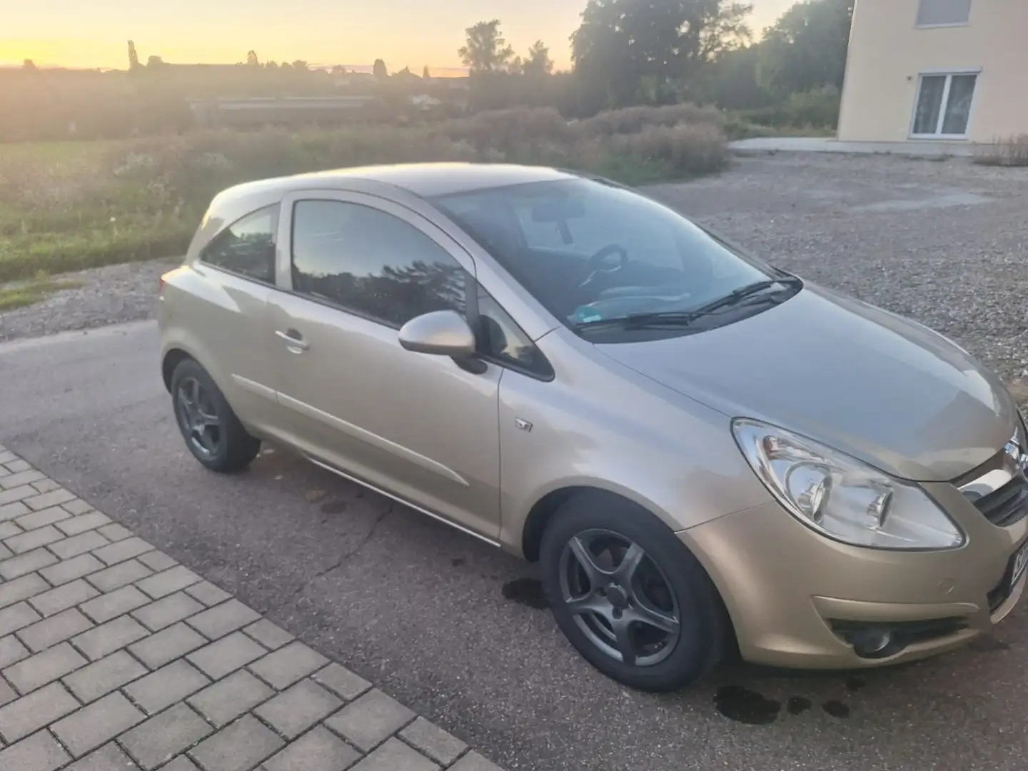 Opel Corsa Corsa 1.2 16V Catch me Gold - 2
