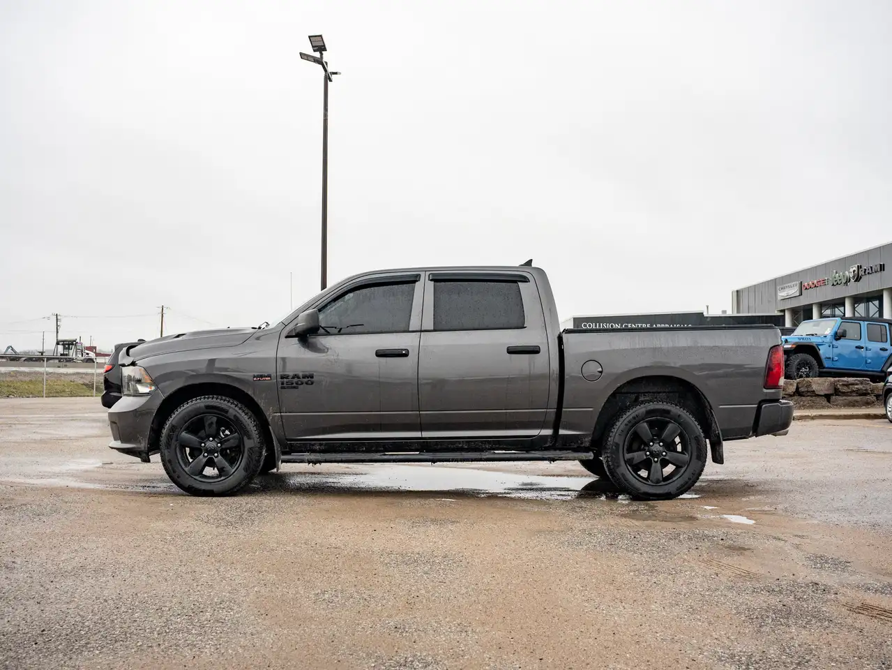 RAM 1500 fotografie RAM 1500