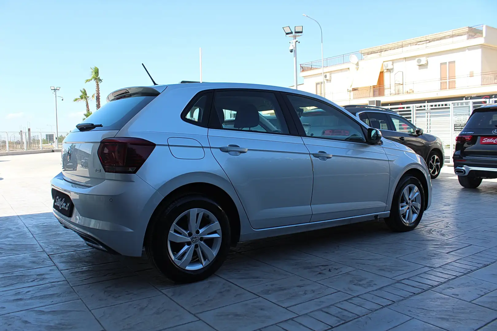Volkswagen Polo Polo 5p 1.0 tgi Highline 90cv Argintiu - 2