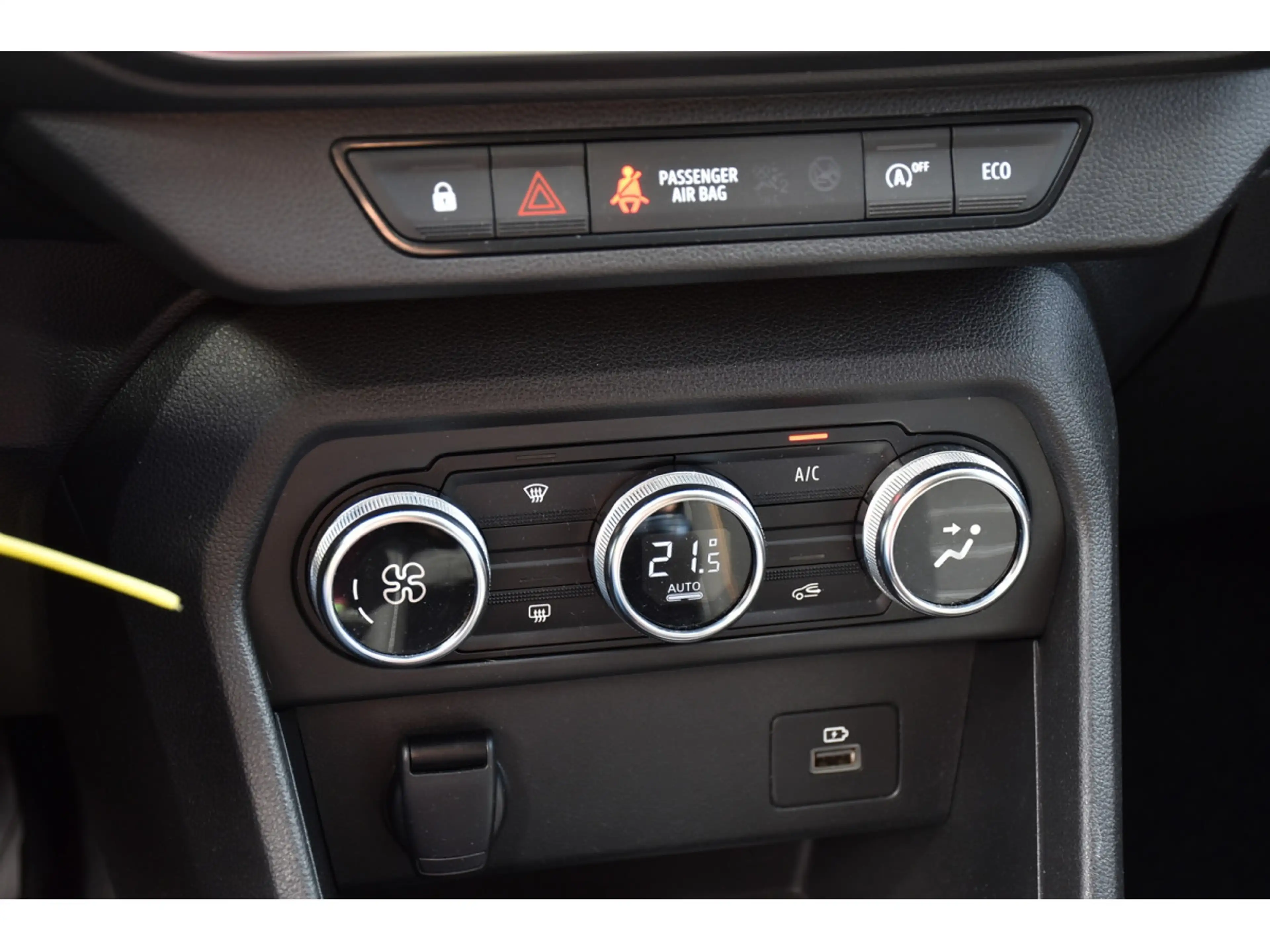 Dacia Sandero Stepway 1.0 TCe Extreme CLIMA REGUL SIDE GPS CAM — photo 14