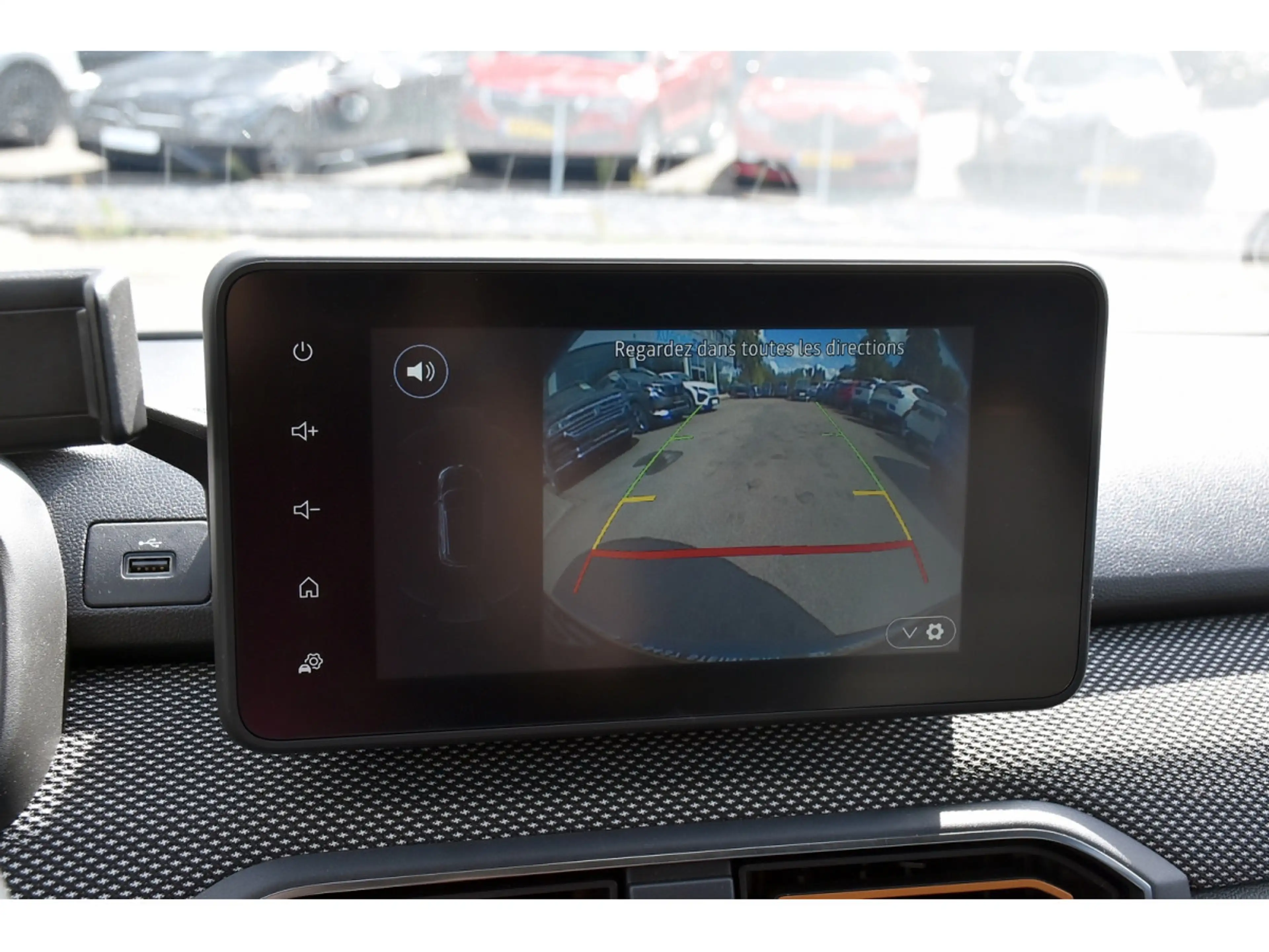 Dacia Sandero Stepway 1.0 TCe Extreme CLIMA REGUL SIDE GPS CAM — photo 13