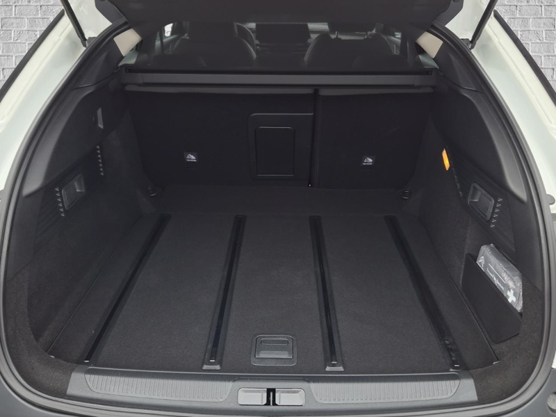 Citroen C5 X Hybrid 145 Plus/Winterpaket/LED/Navi — photo 7