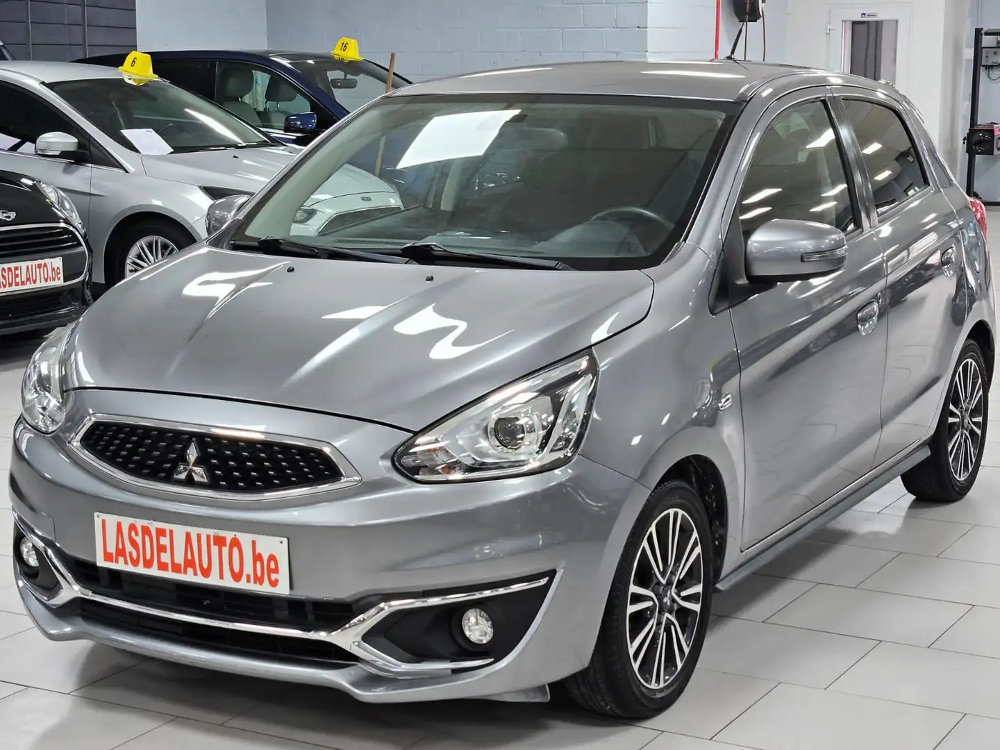 Mitsubishi Space Star 1.2i Instyle Carplay Sensors Gps Clim Cruise Cd Gris - 1