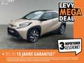 Toyota Aygo X 1.0 Pulse Faltdach*PDC*LED*SHZ*NAVI Beige - thumbnail 1
