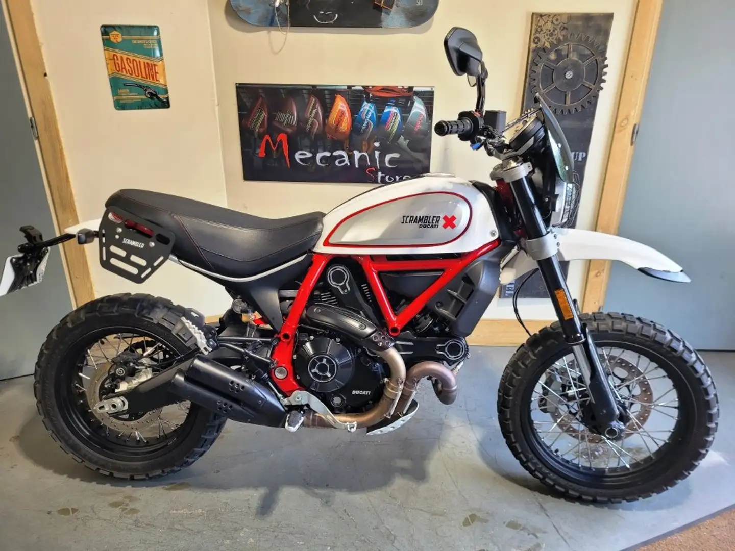 Ducati Scrambler Desert Sled 800 / 2019 / 10700 Kms Bianco - 1