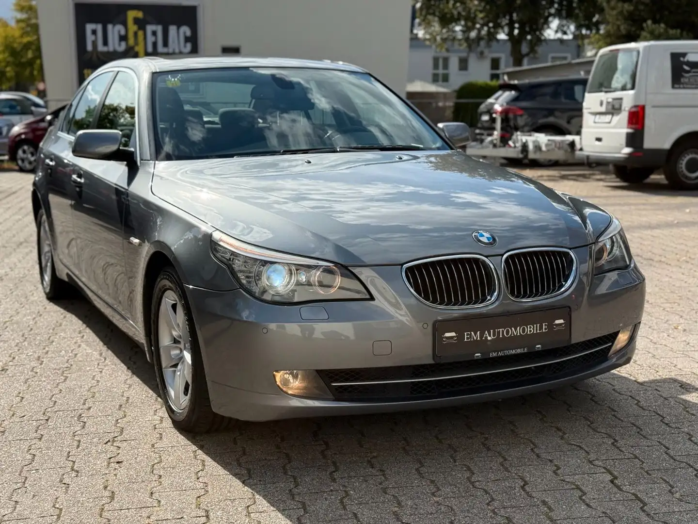 BMW 525 d*3.Hand*Inspektion NEU*Gepflegt* Grau - 1
