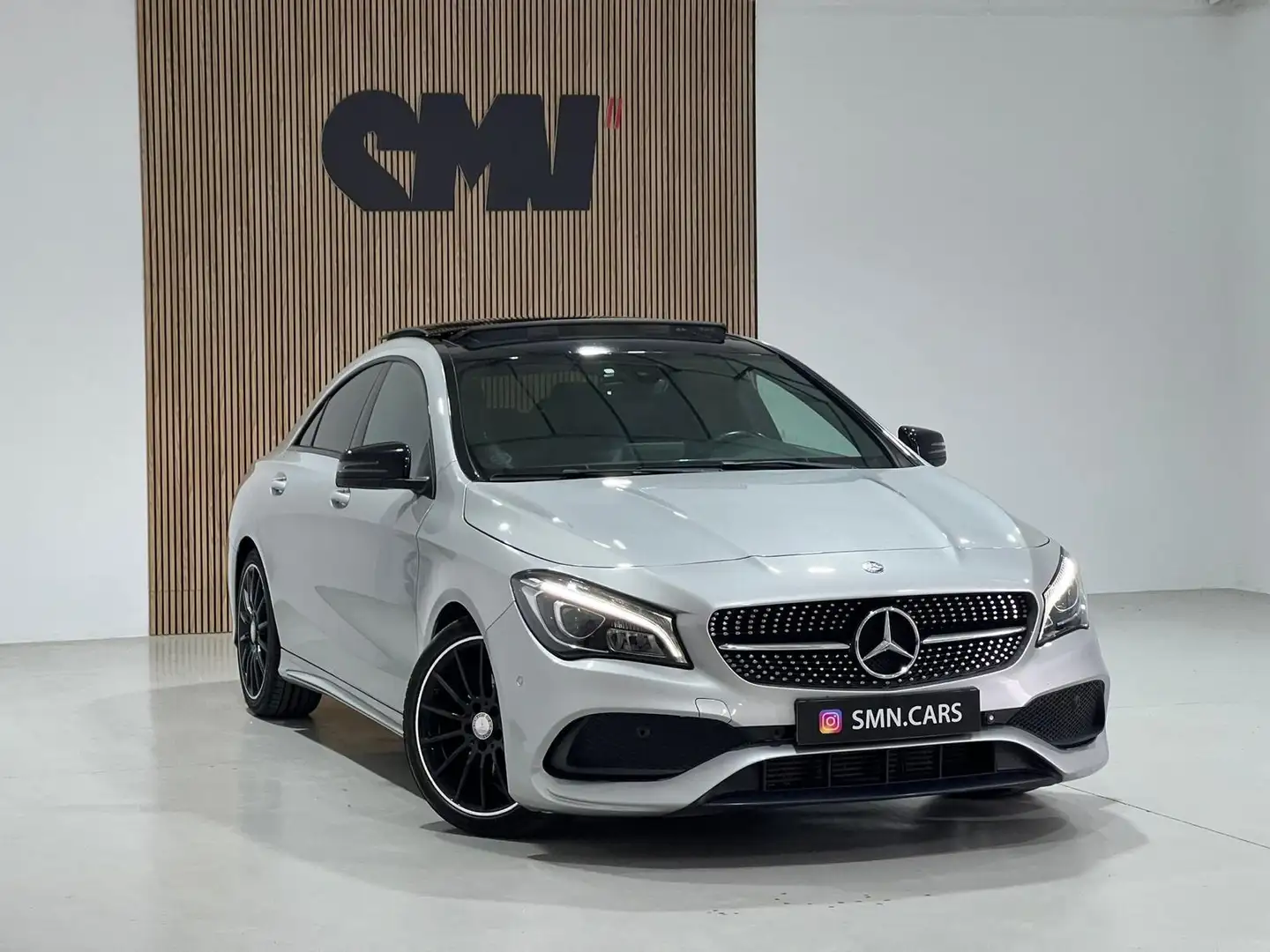 Mercedes-Benz CLA 200 d Grijs - 1