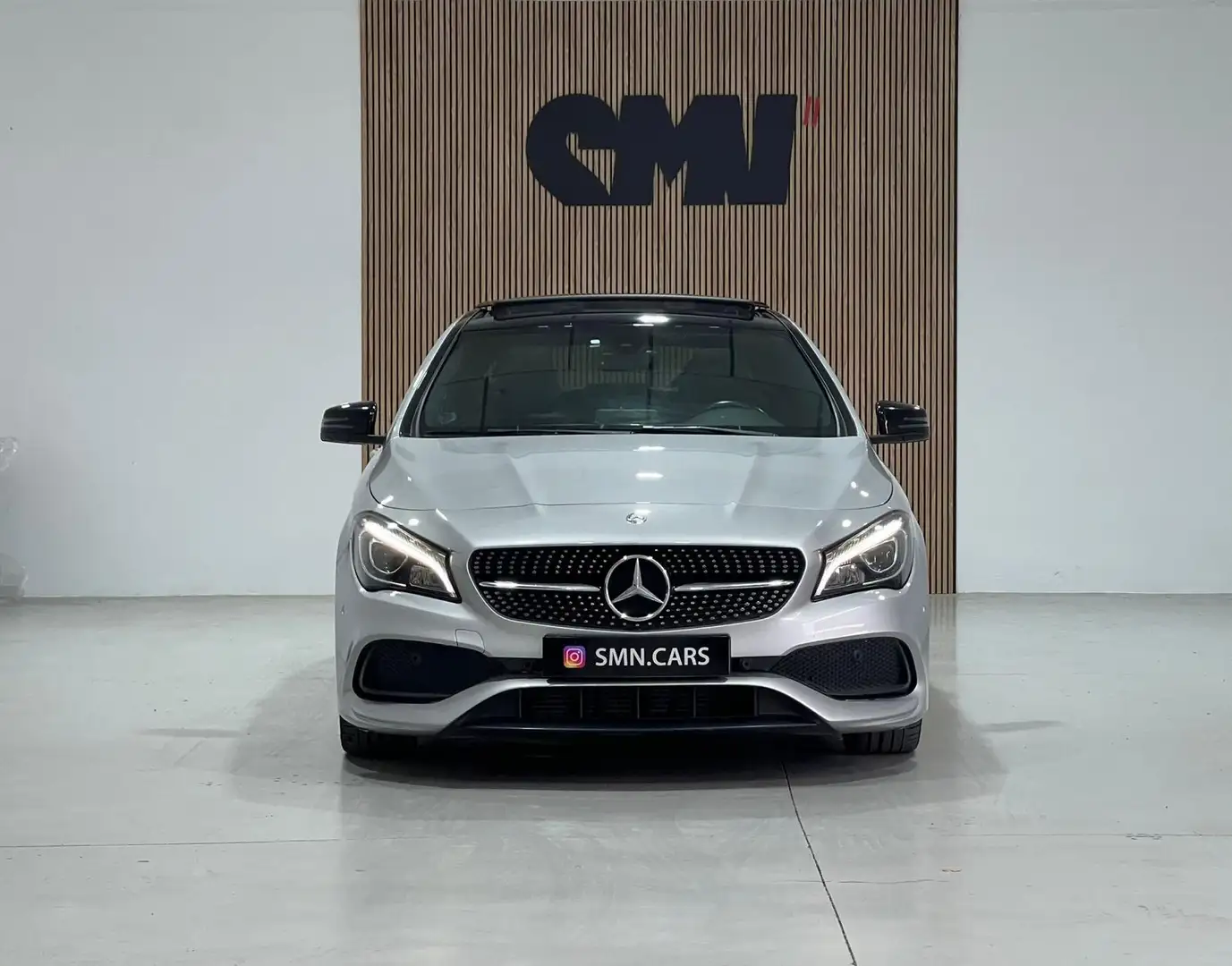 Mercedes-Benz CLA 200 d Grijs - 2