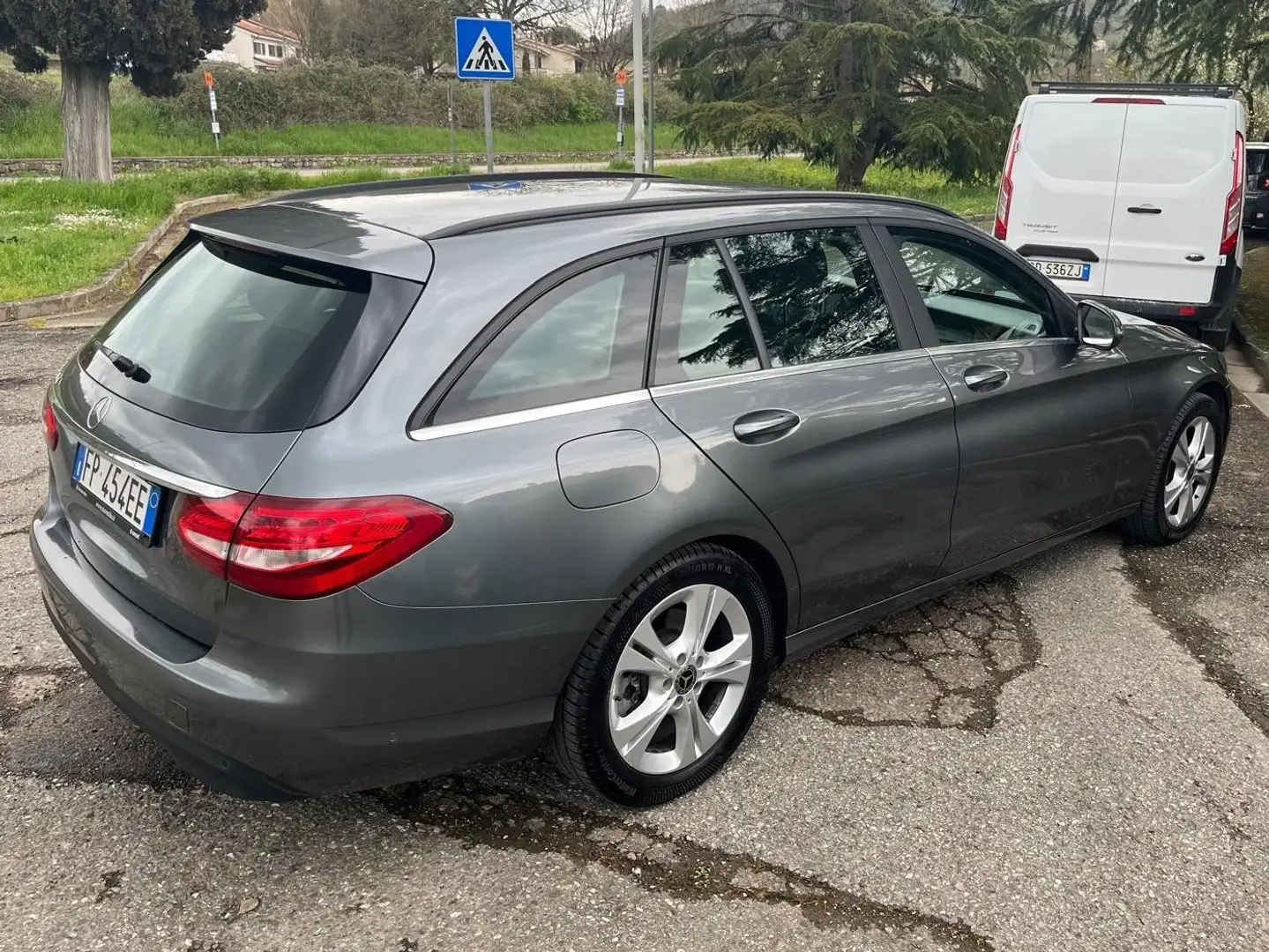 Mercedes-Benz C 220 SW d (bt) Exclusive auto Grigio - 2