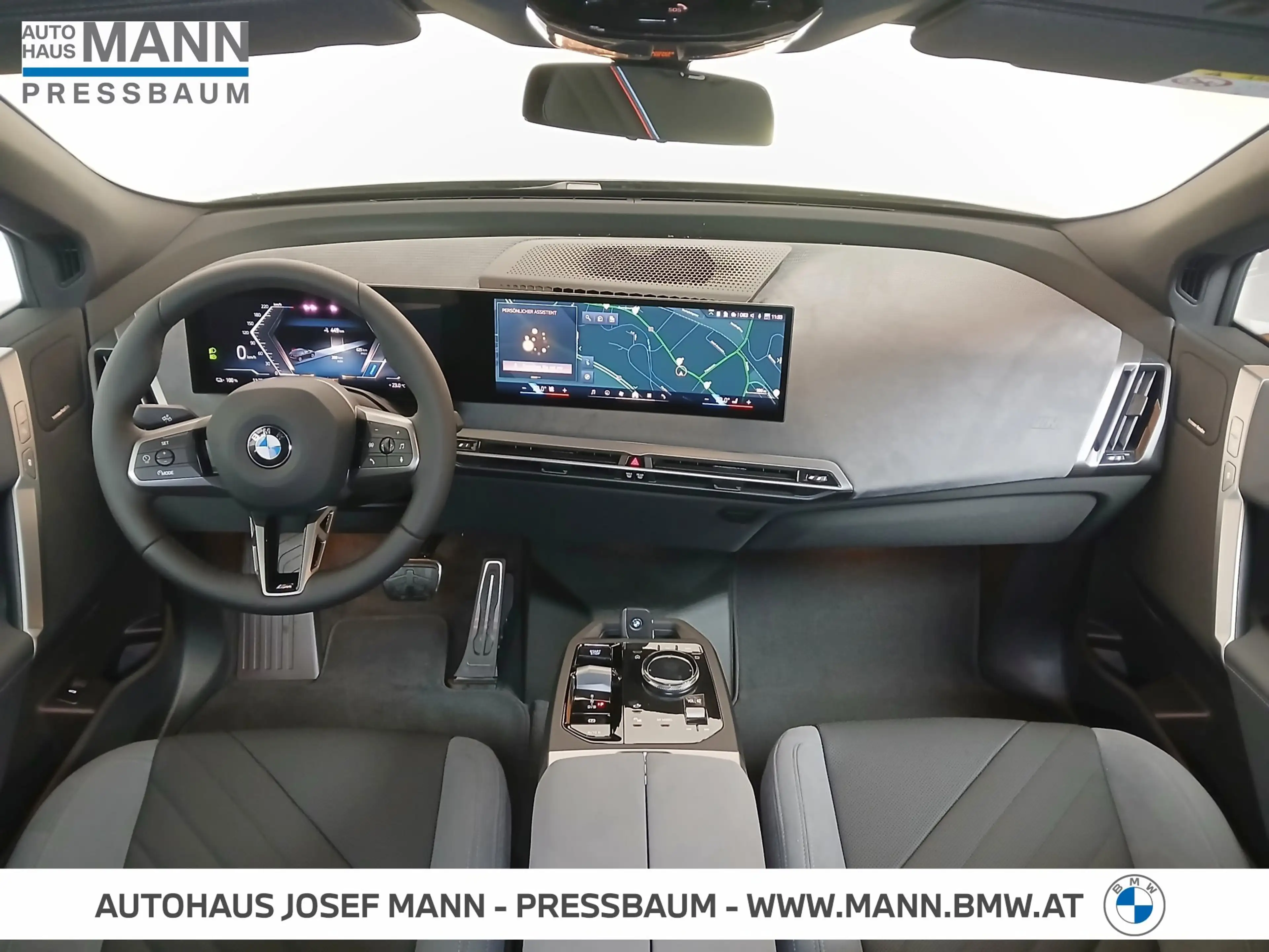 BMW iX xDrive45 M SPORTPAKET, INNOVATIONSPAKET — photo 3