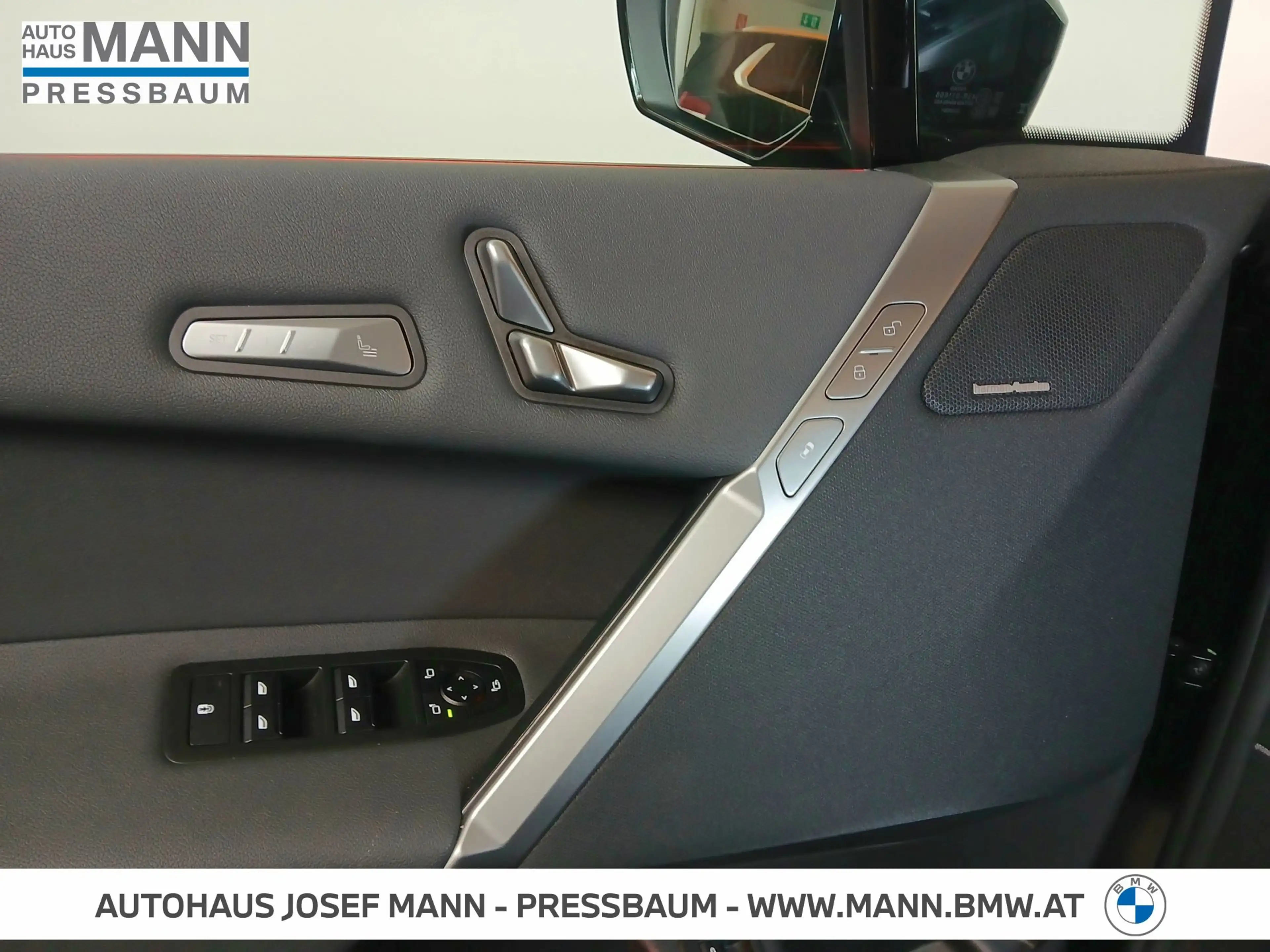 BMW iX xDrive45 M SPORTPAKET, INNOVATIONSPAKET — photo 14