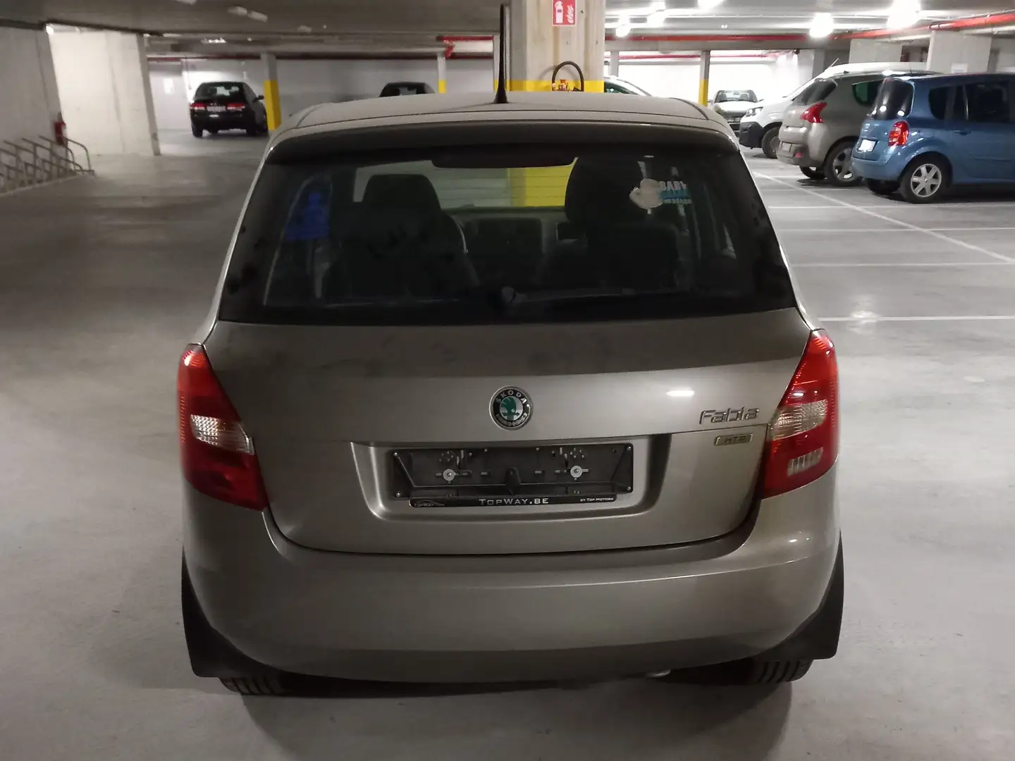Skoda Fabia Fabia 1.2 HTP Ambition Beige - 2