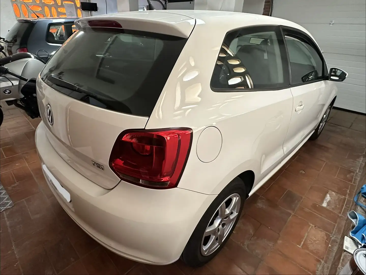 Volkswagen Polo 1.2 TSI Advance 90 - 2