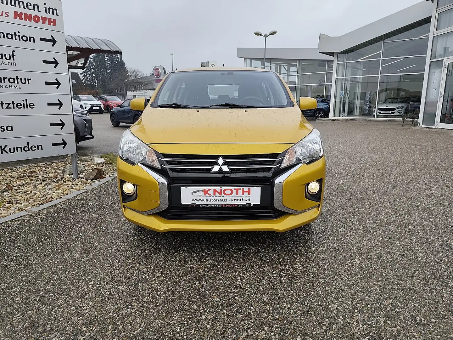 Mitsubishi Space Star 1,2 MIVEC AS&G Inform Gelb - 2