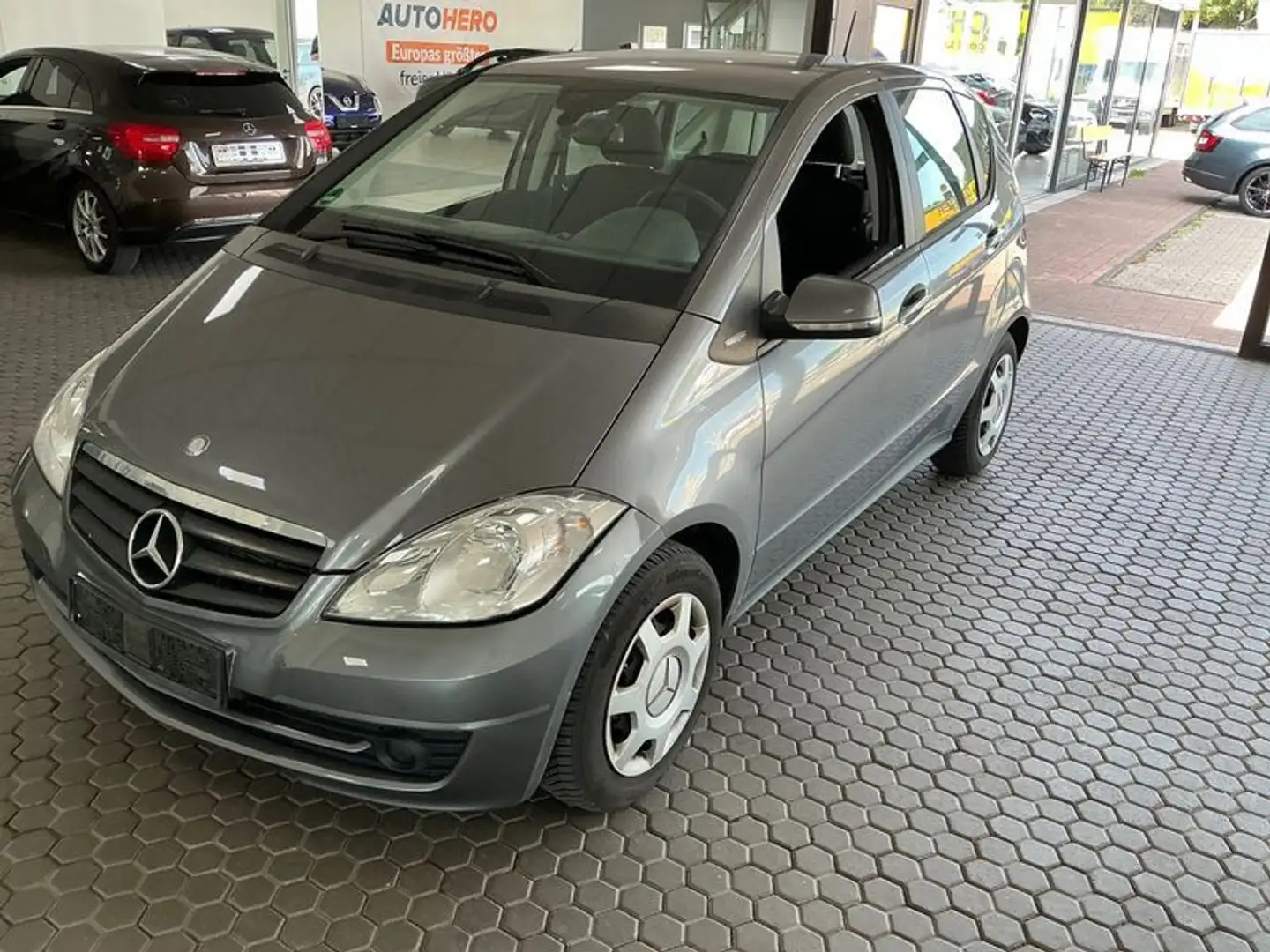 Mercedes-Benz A 160 A -Klasse A 160 Gri - 1