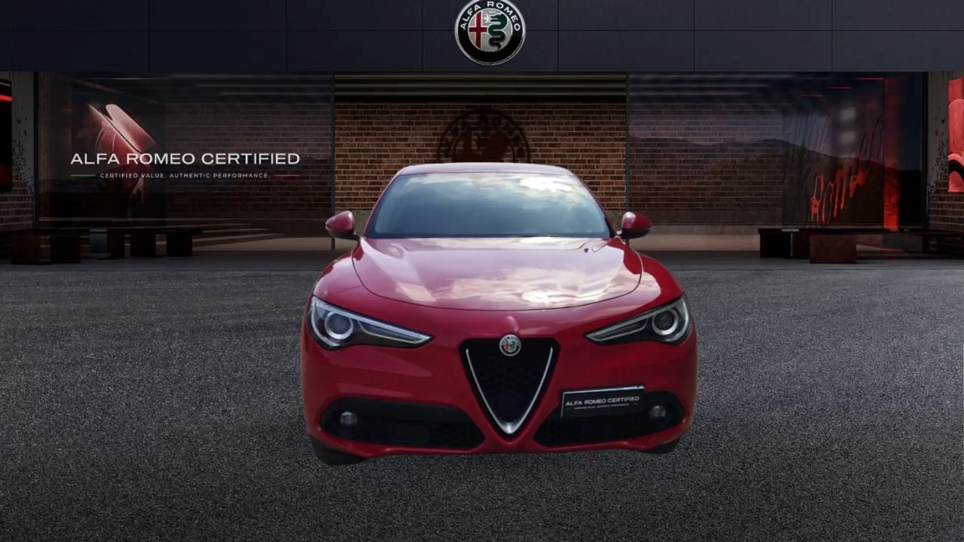 Alfa Romeo Stelvio 2.2 Turbo Sport Tech Rosso - 2