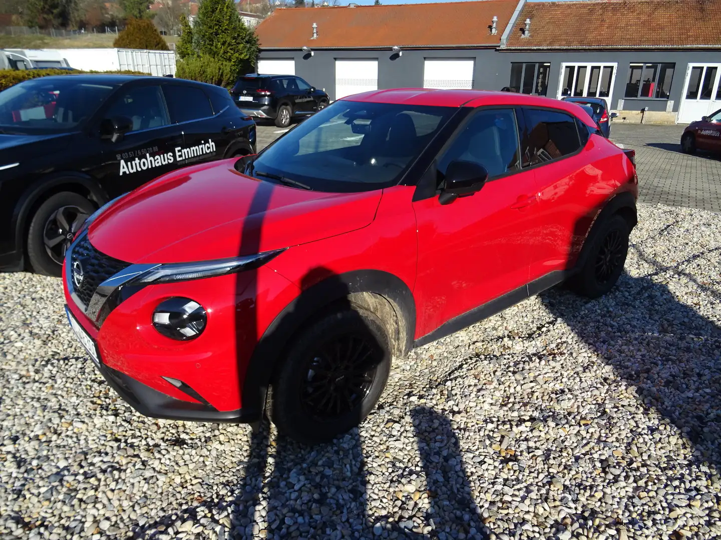 Nissan Juke N-Connecta Tech Winter Rouge - 1