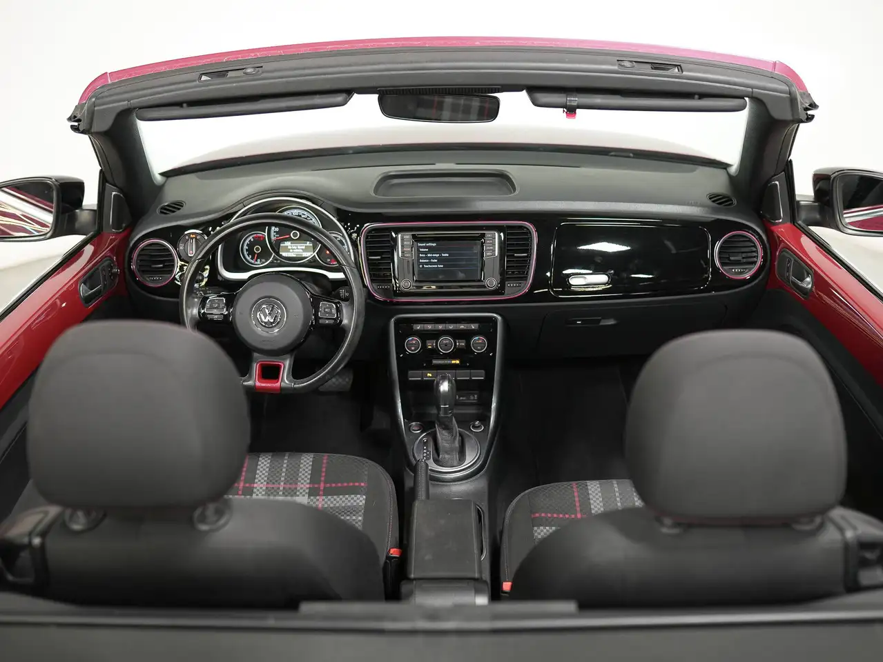Volkswagen Beetle photo Volkswagen Beetle