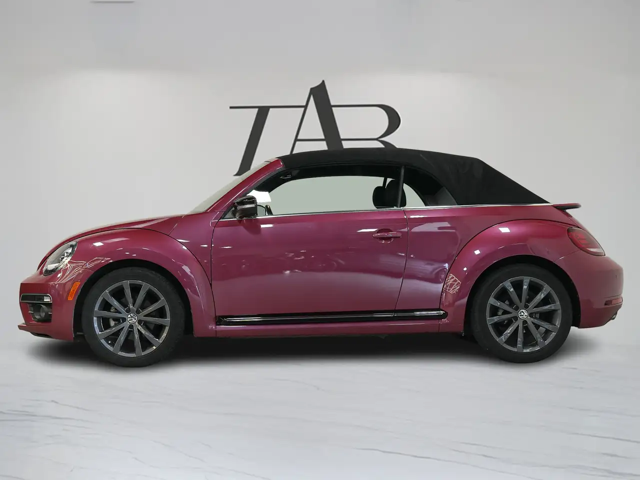 Volkswagen Beetle photo Volkswagen Beetle