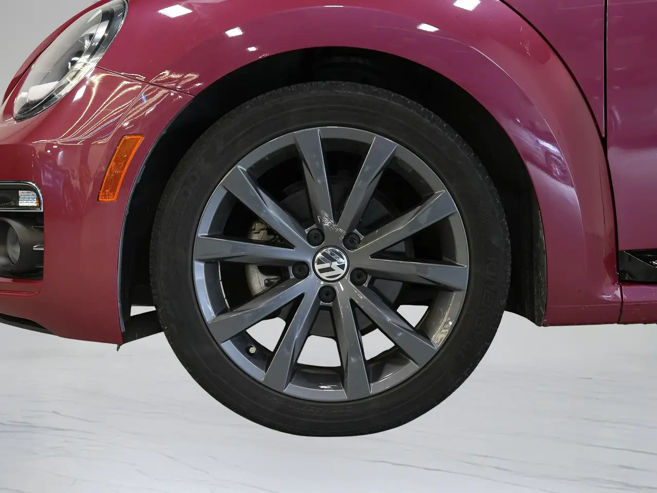 Volkswagen Beetle photo Volkswagen Beetle