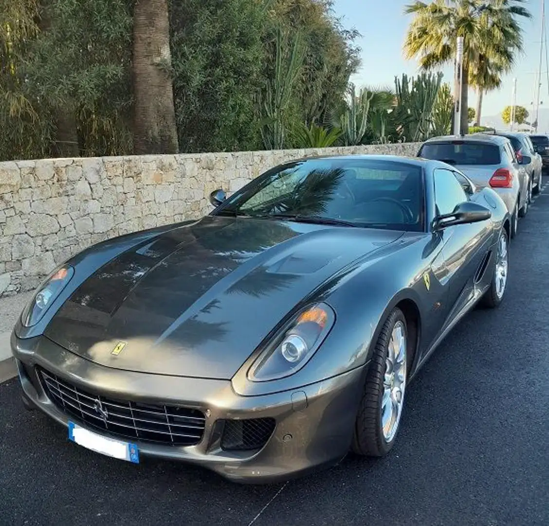 Ferrari 599 GTB Fiorano F1 Gris - 1