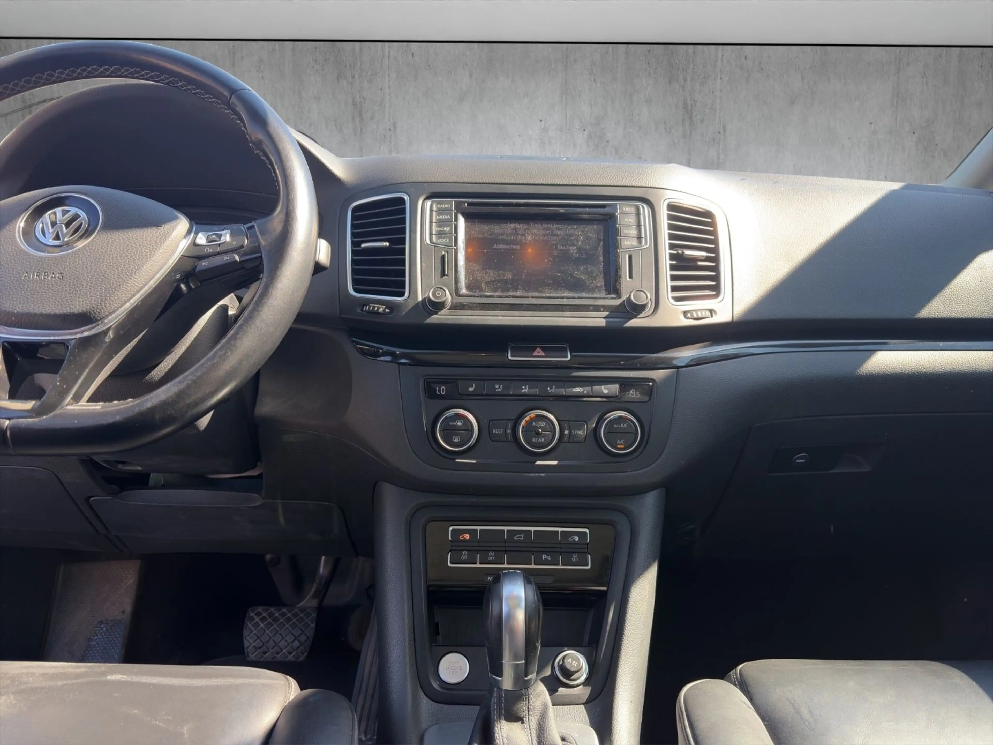 Volkswagen Sharan Highline 7 Sitzer Xenon Leder — photo 13