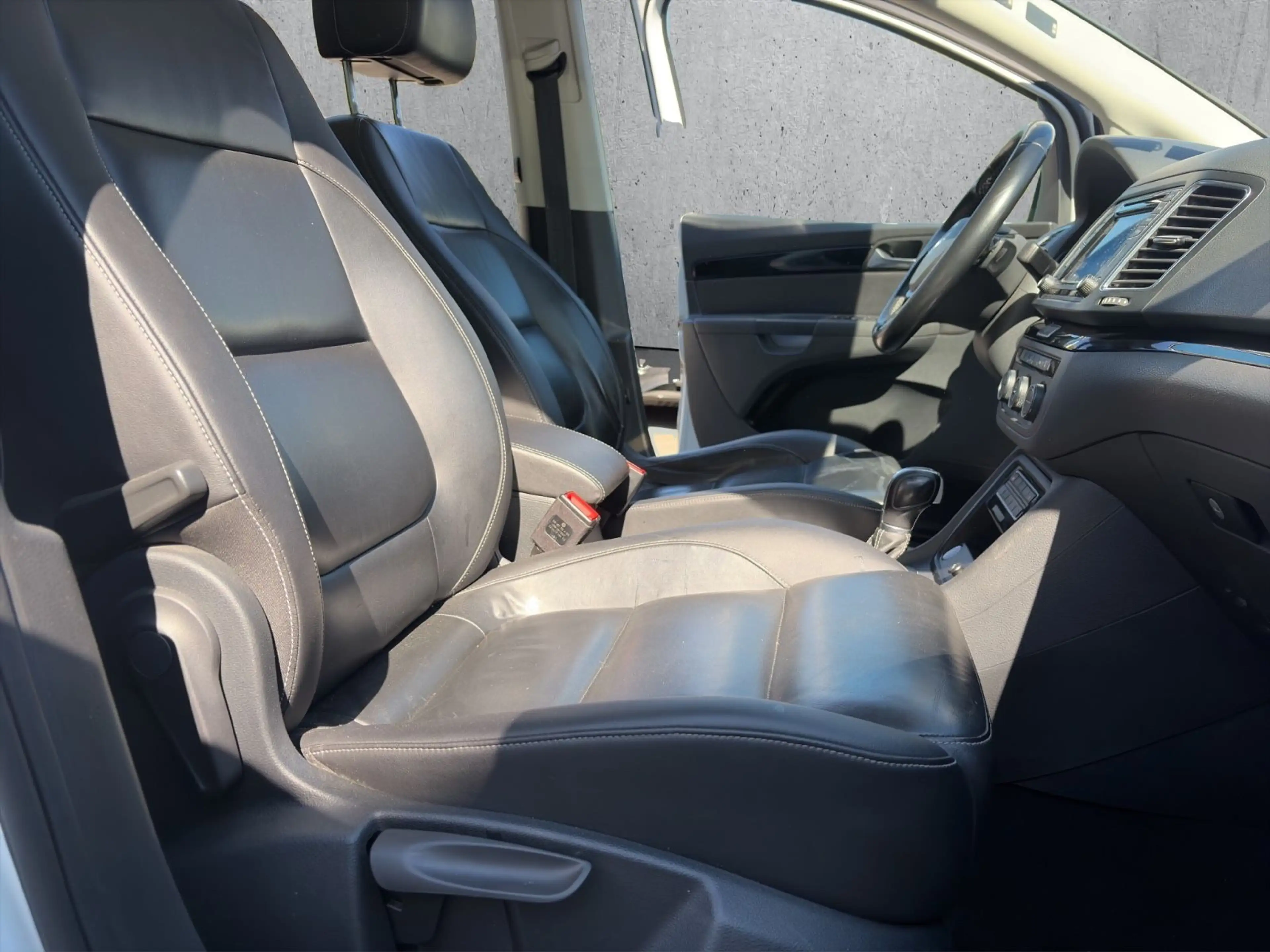 Volkswagen Sharan Highline 7 Sitzer Xenon Leder — photo 15