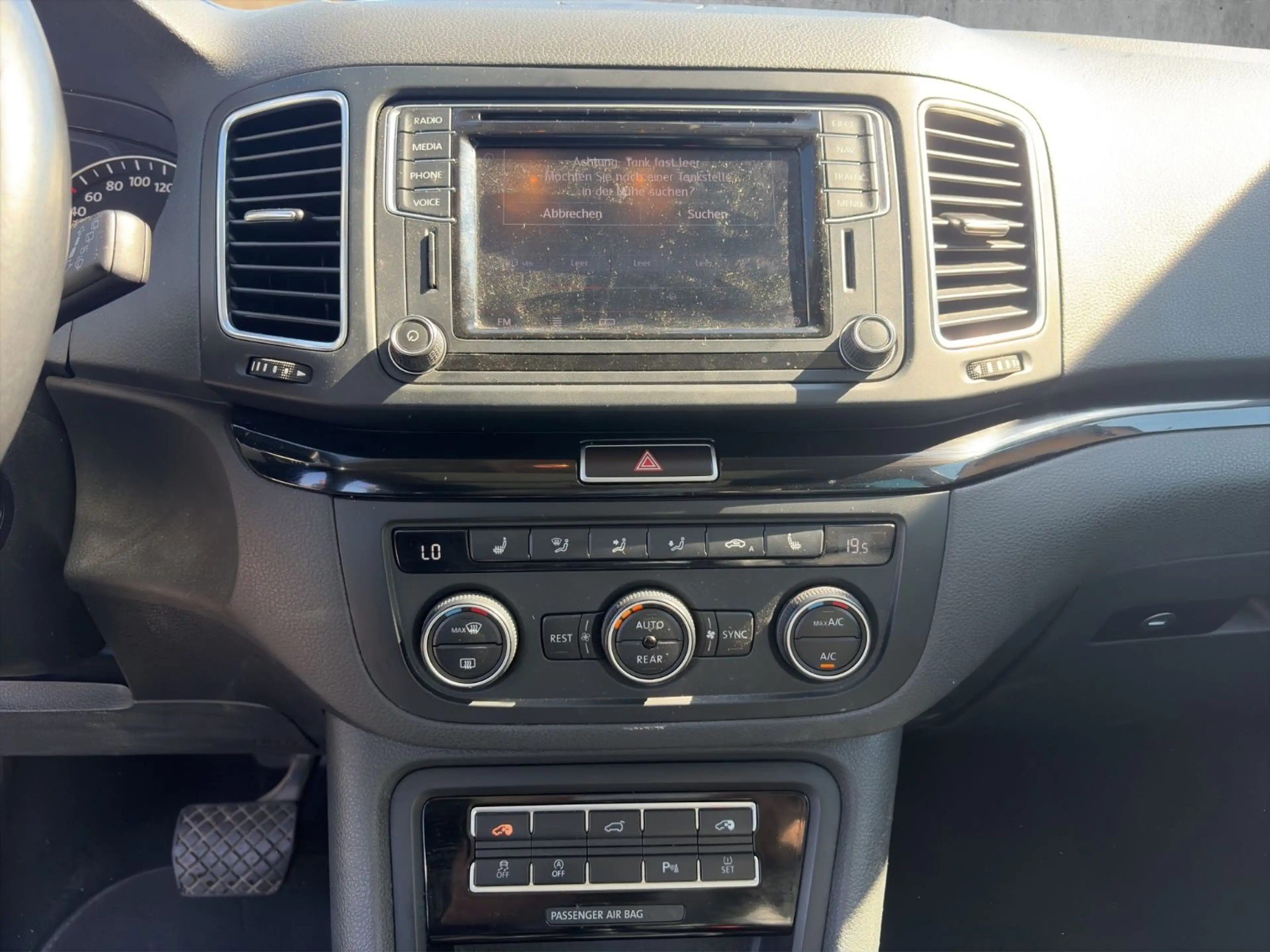 Volkswagen Sharan Highline 7 Sitzer Xenon Leder — photo 14