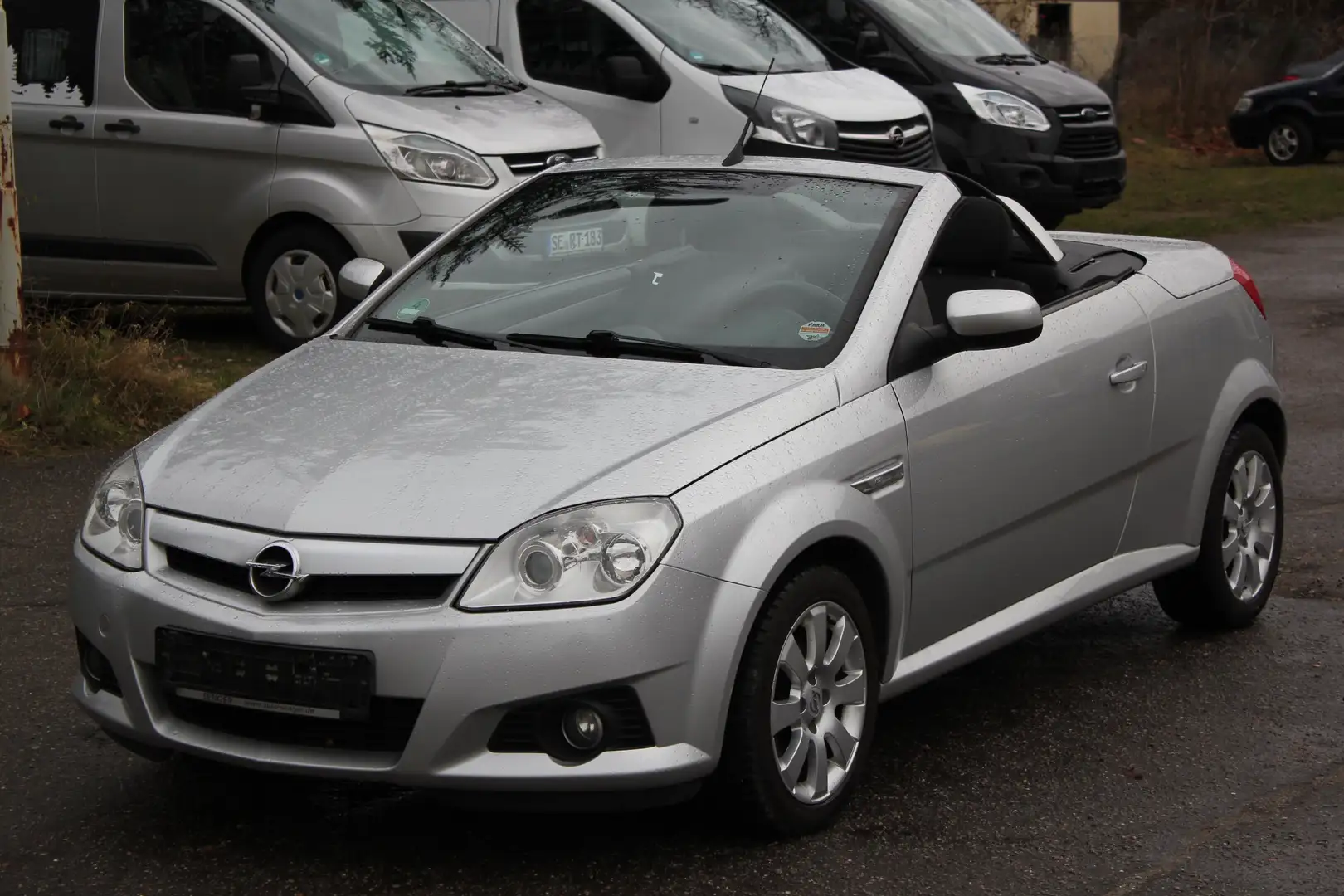 Opel Tigra Basis-ALU-ZV-SERVO-EL.VERDECK Silber - 1