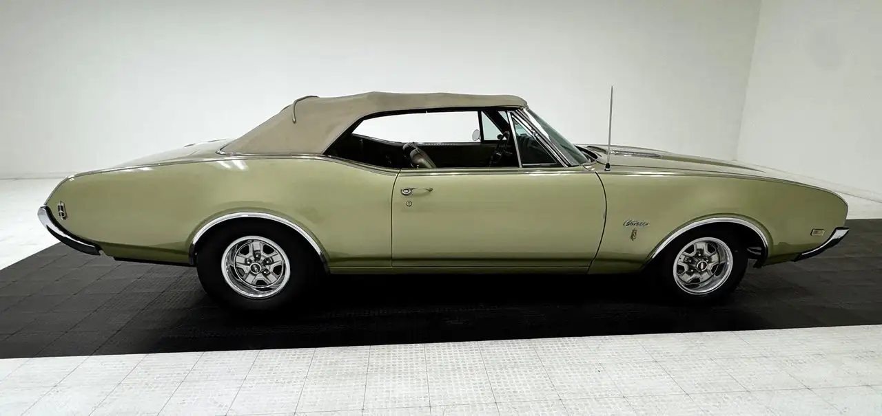 Oldsmobile Cutlass S Convertible, foto 9