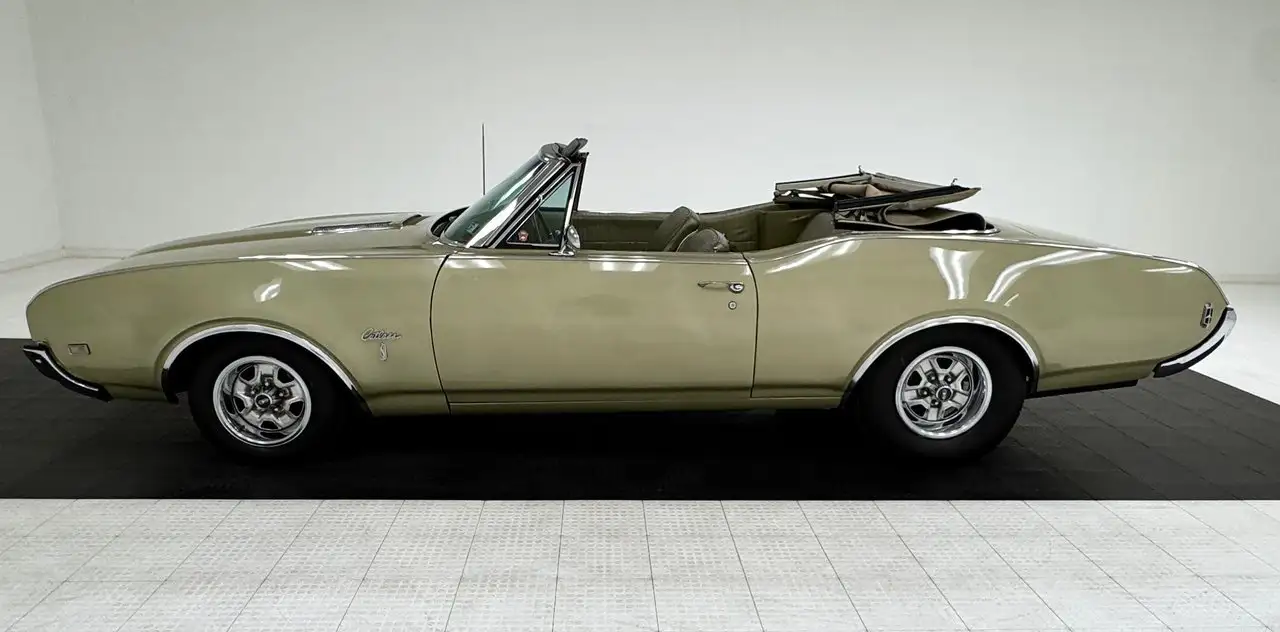 Oldsmobile Cutlass S Convertible, foto 4