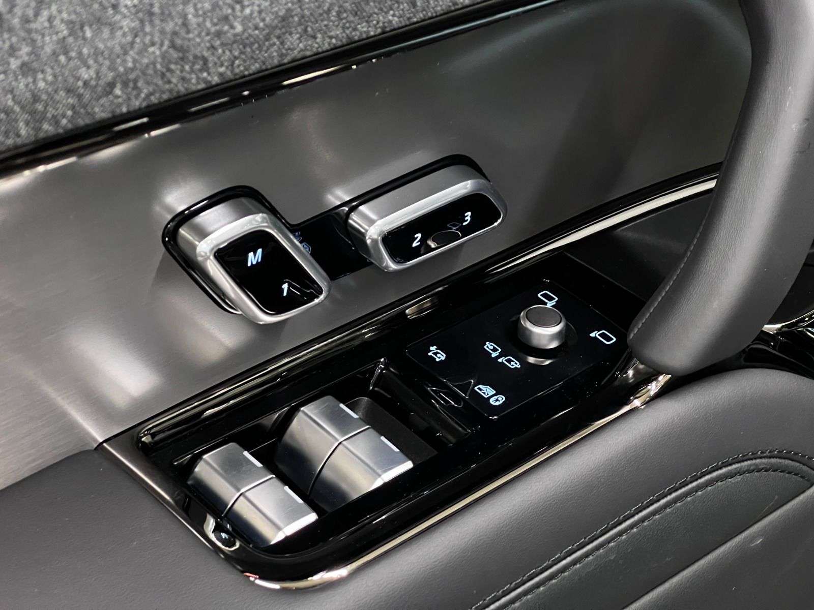2026 Land Rover Range Rover Sport P400 DYNAMIC HSE thumb 28