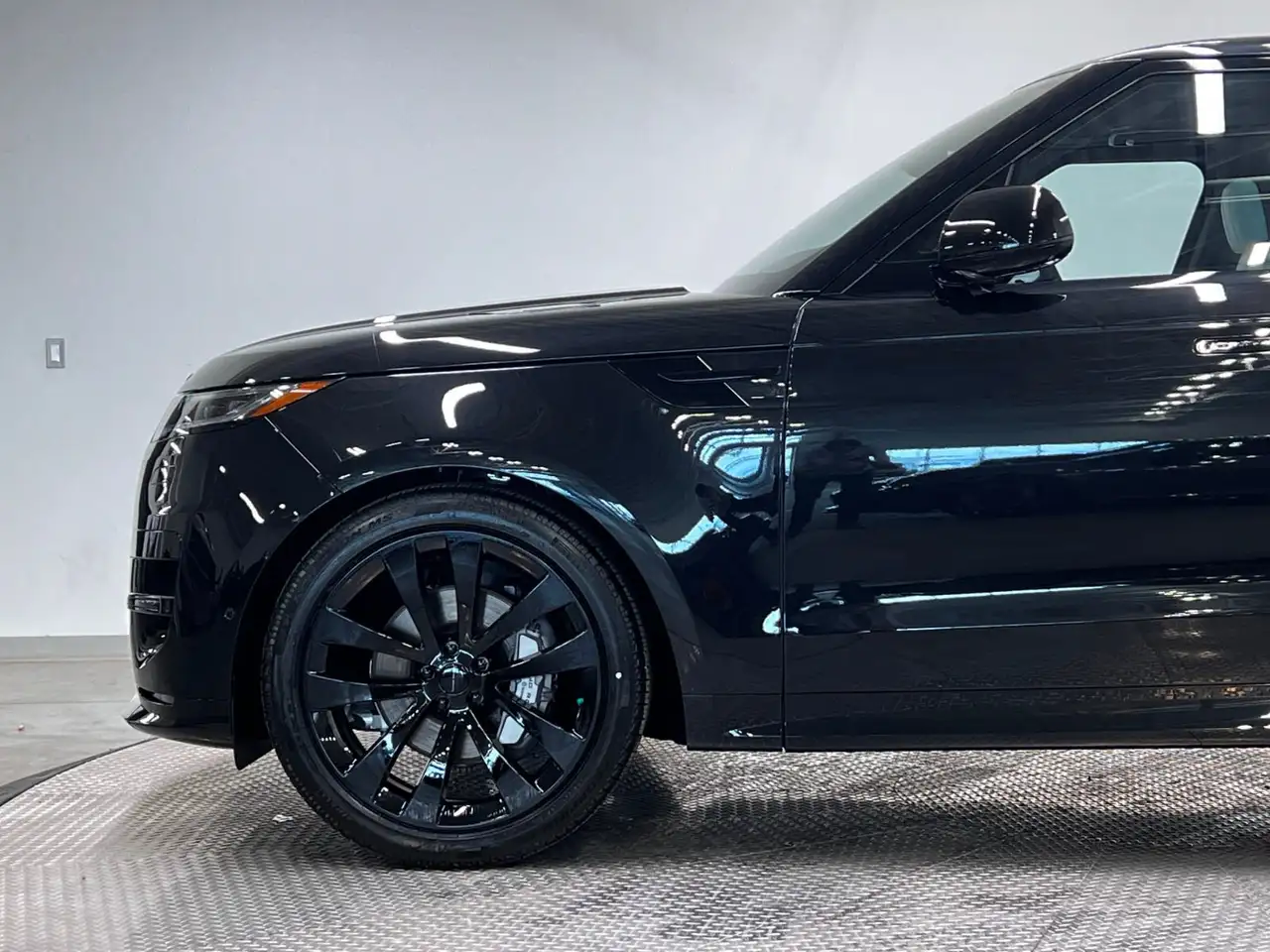 Land Rover Range Rover Sport снимка Land Rover Range Rover Sport