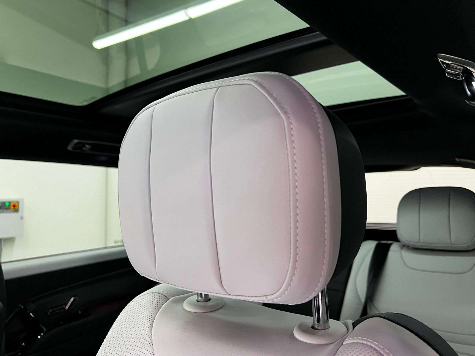 2026 Land Rover Range Rover Sport P400 DYNAMIC HSE thumb 25