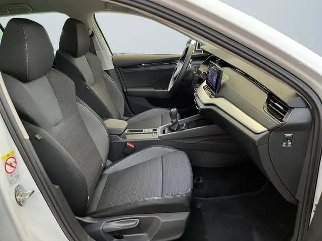 Skoda Octavia view 10