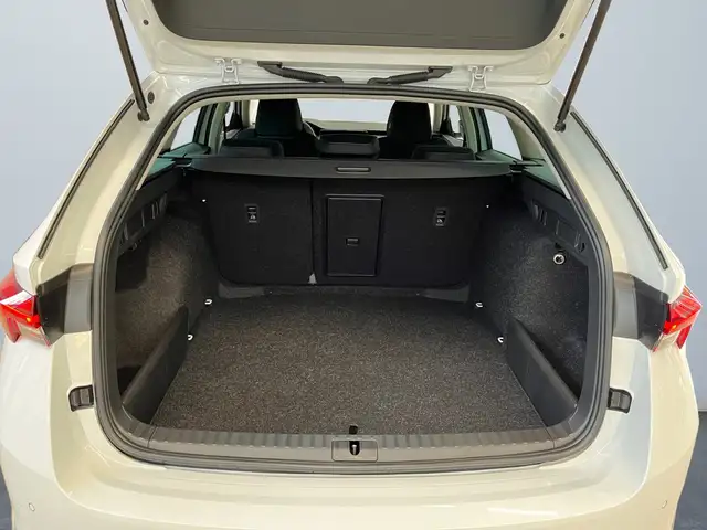 Skoda Octavia view 14